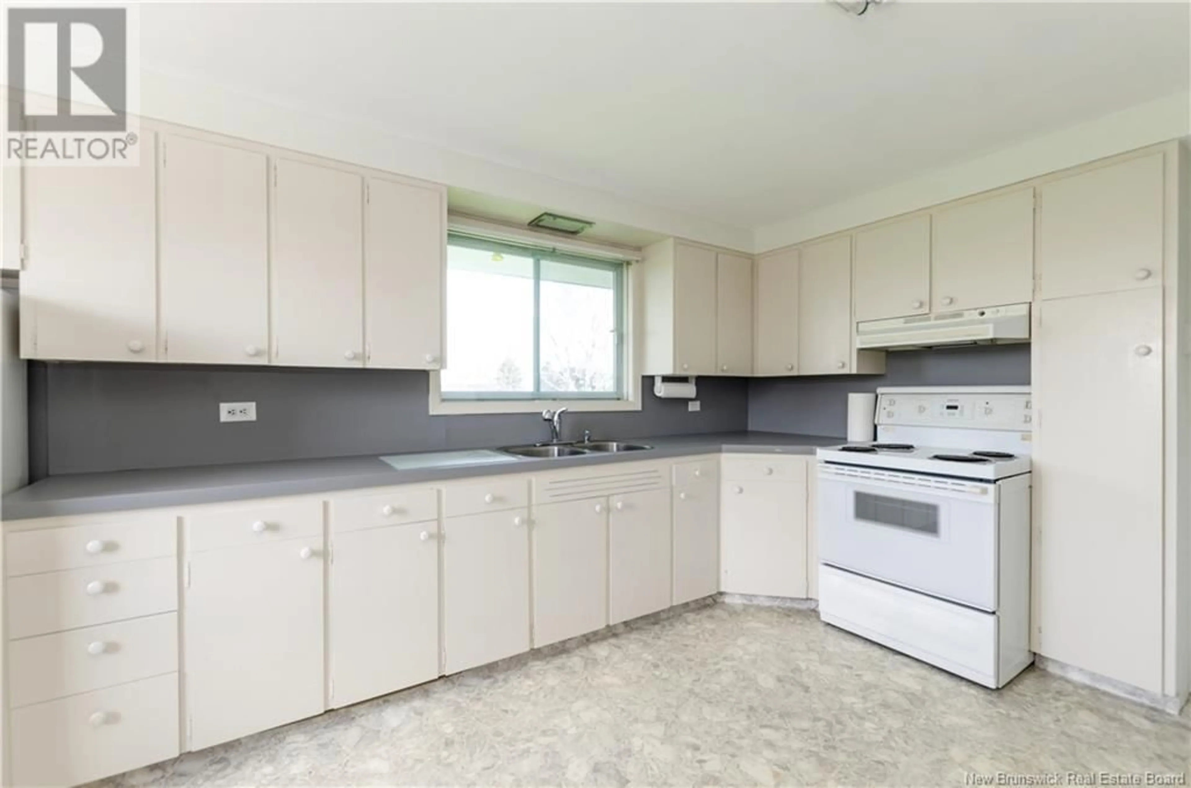 Standard kitchen, unknown for 3069 ROUTE 530, Cap-De-Cocagne New Brunswick E4R5G9
