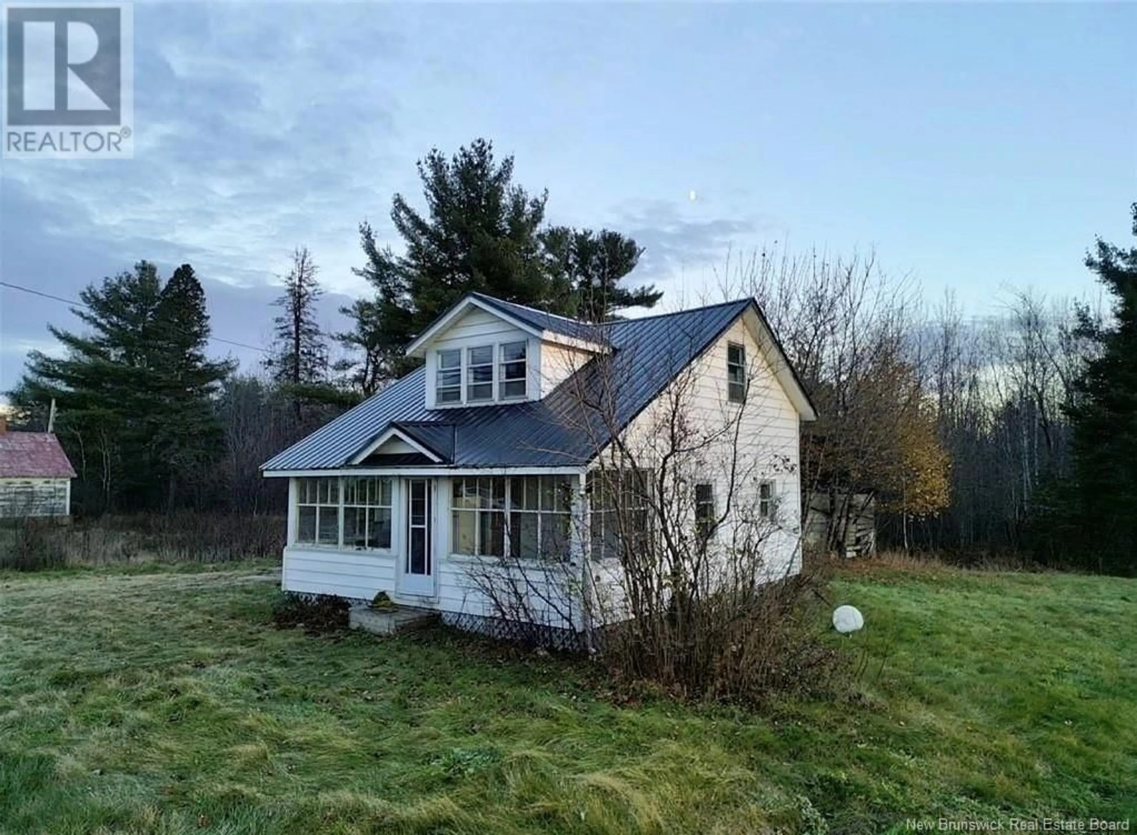 A pic from outside/outdoor area/front of a property/back of a property/a pic from drone, building for 1755 ROUTE 425, Sunny Corner New Brunswick E9E1J1