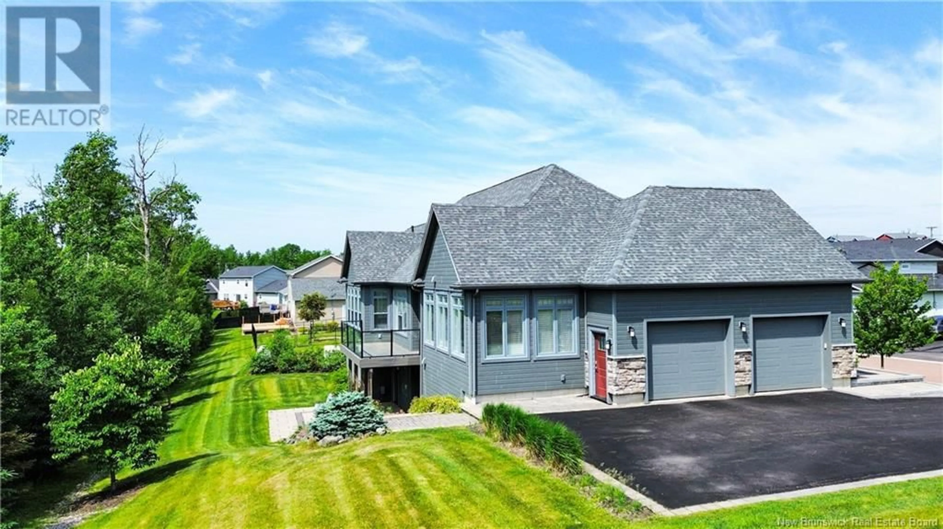 A pic from outside/outdoor area/front of a property/back of a property/a pic from drone, unknown for 75 ALBION STREET, Moncton New Brunswick E1G0Z2