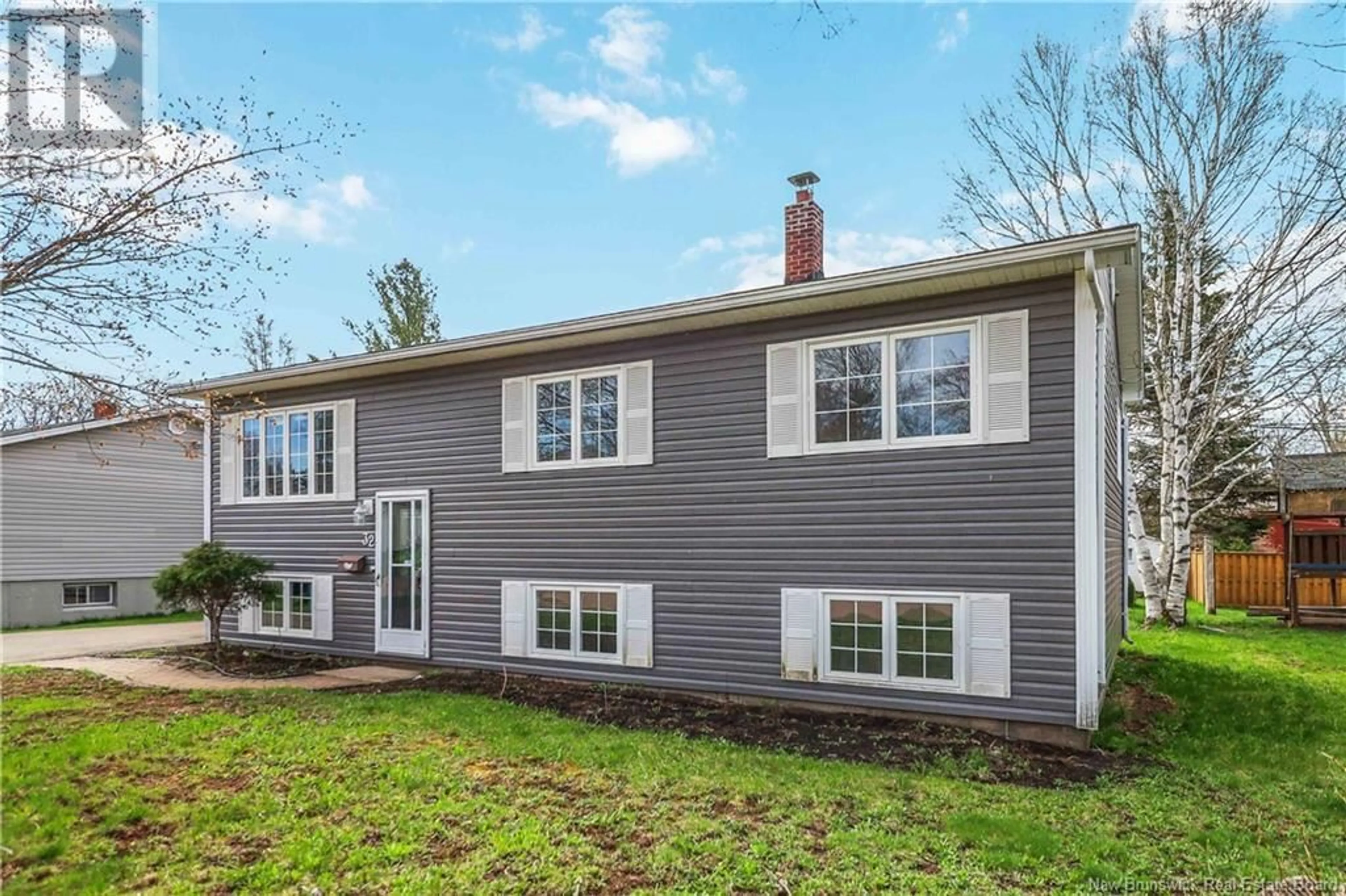 Home with vinyl exterior material, street for 32 ASHBURN, Riverview New Brunswick E1B3C7