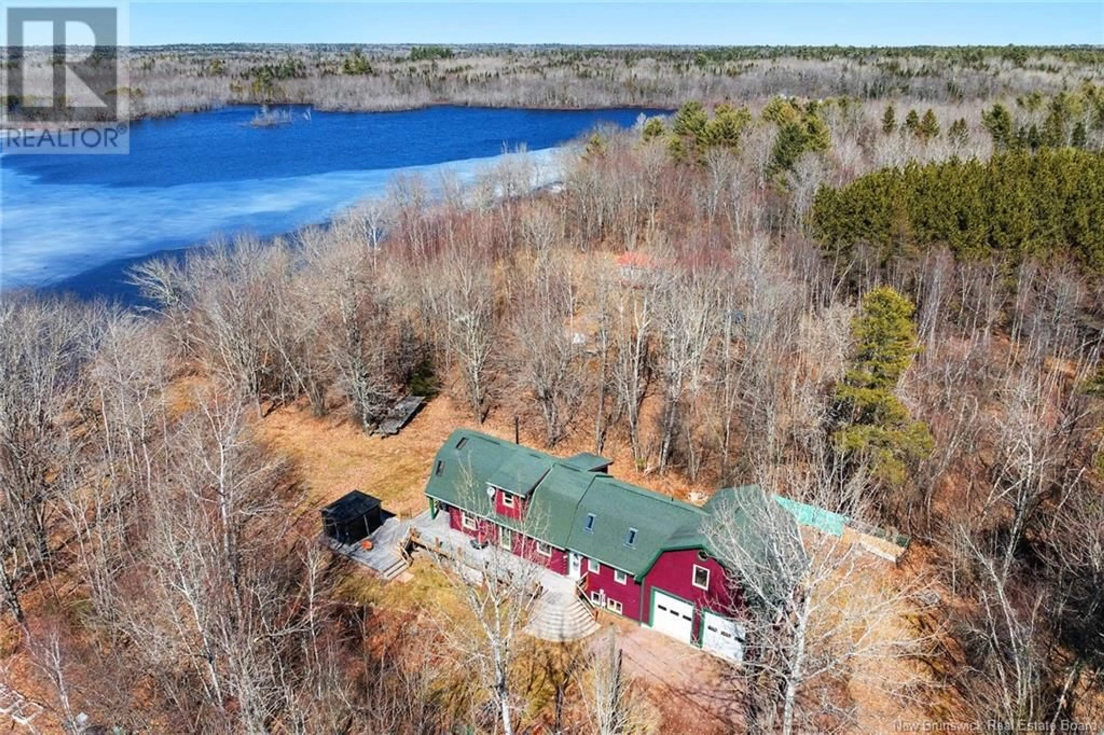 A pic from outside/outdoor area/front of a property/back of a property/a pic from drone, water/lake/river/ocean view for 27 SUNSET LANE, Cumberland Bay New Brunswick E4A3M9