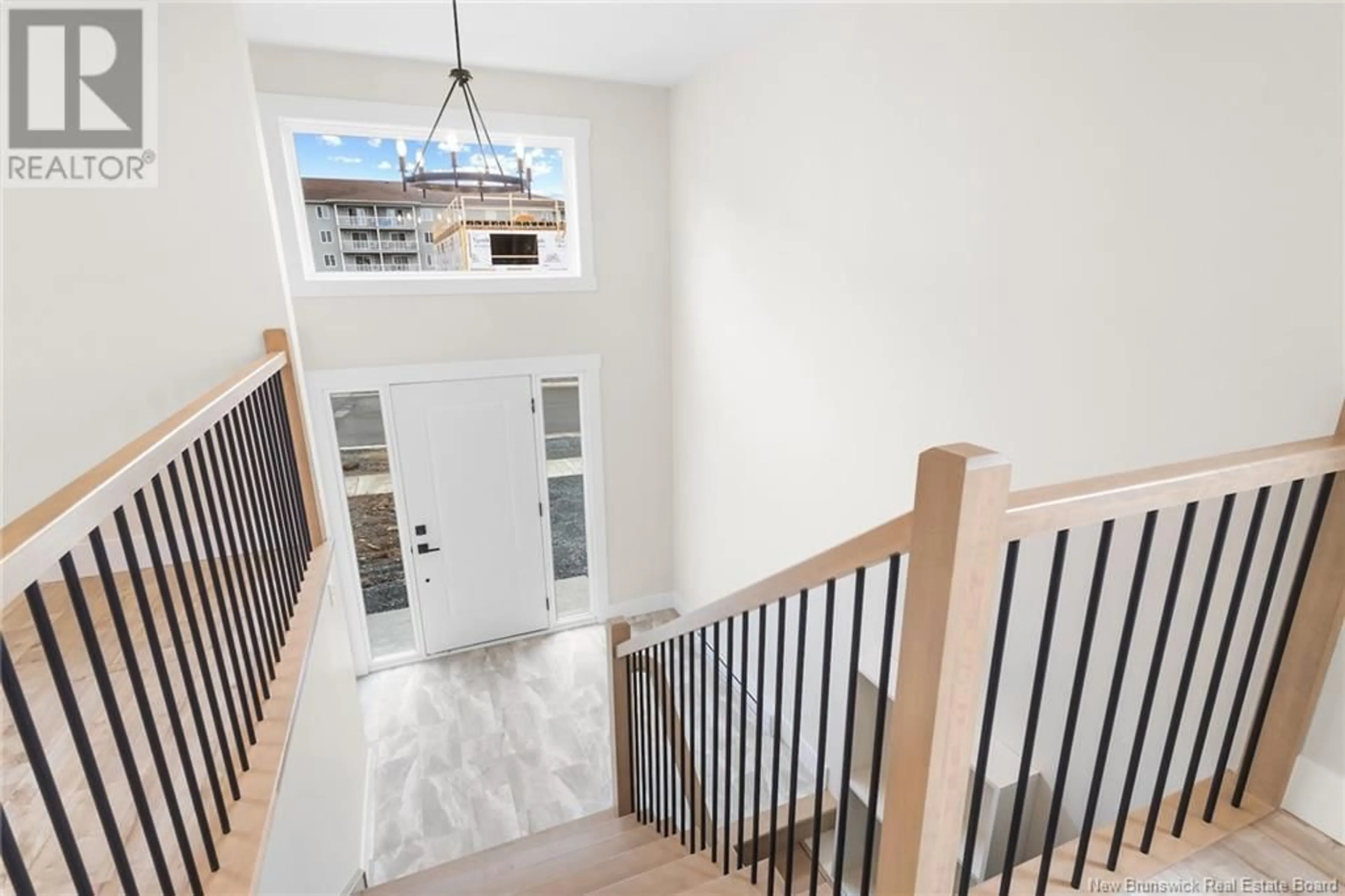 Indoor foyer for 105 ATTENBOROUGH DRIVE, Fredericton New Brunswick E3A9R6
