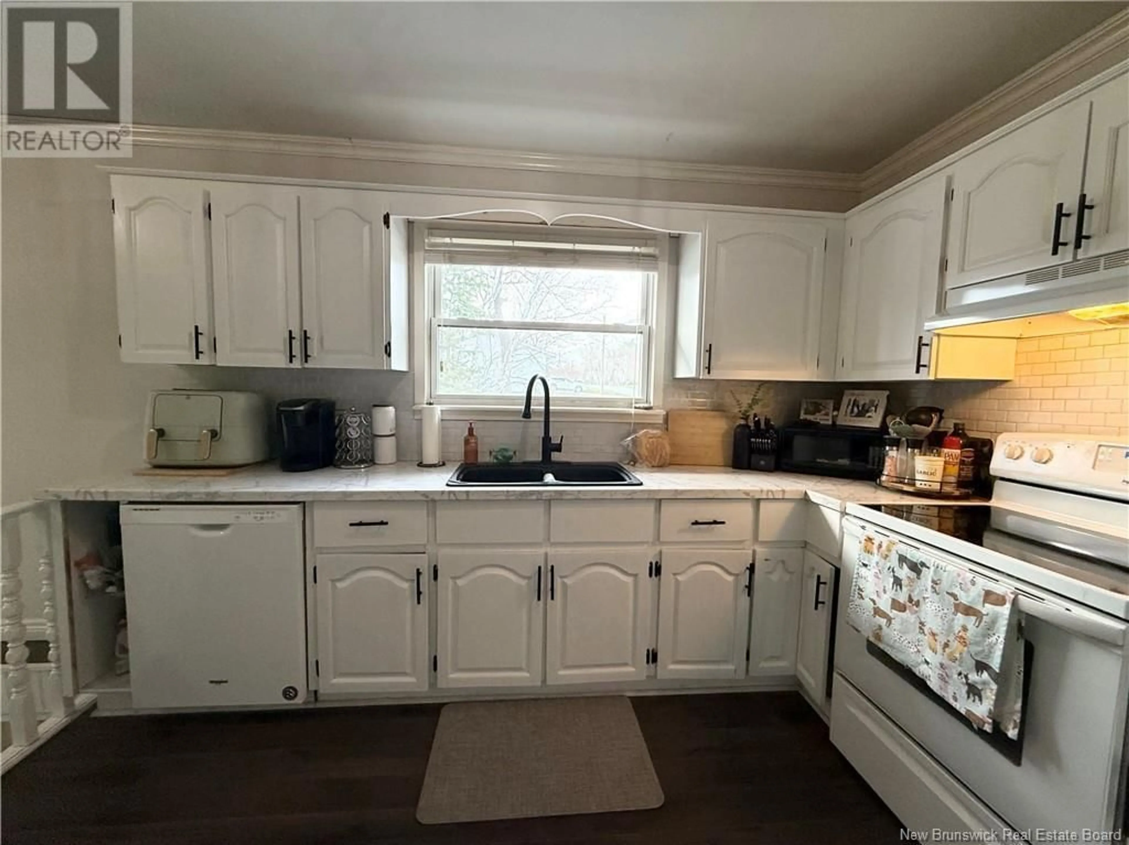 Standard kitchen, unknown for 1 LOCKE STREET, Miramichi New Brunswick E1V3W8