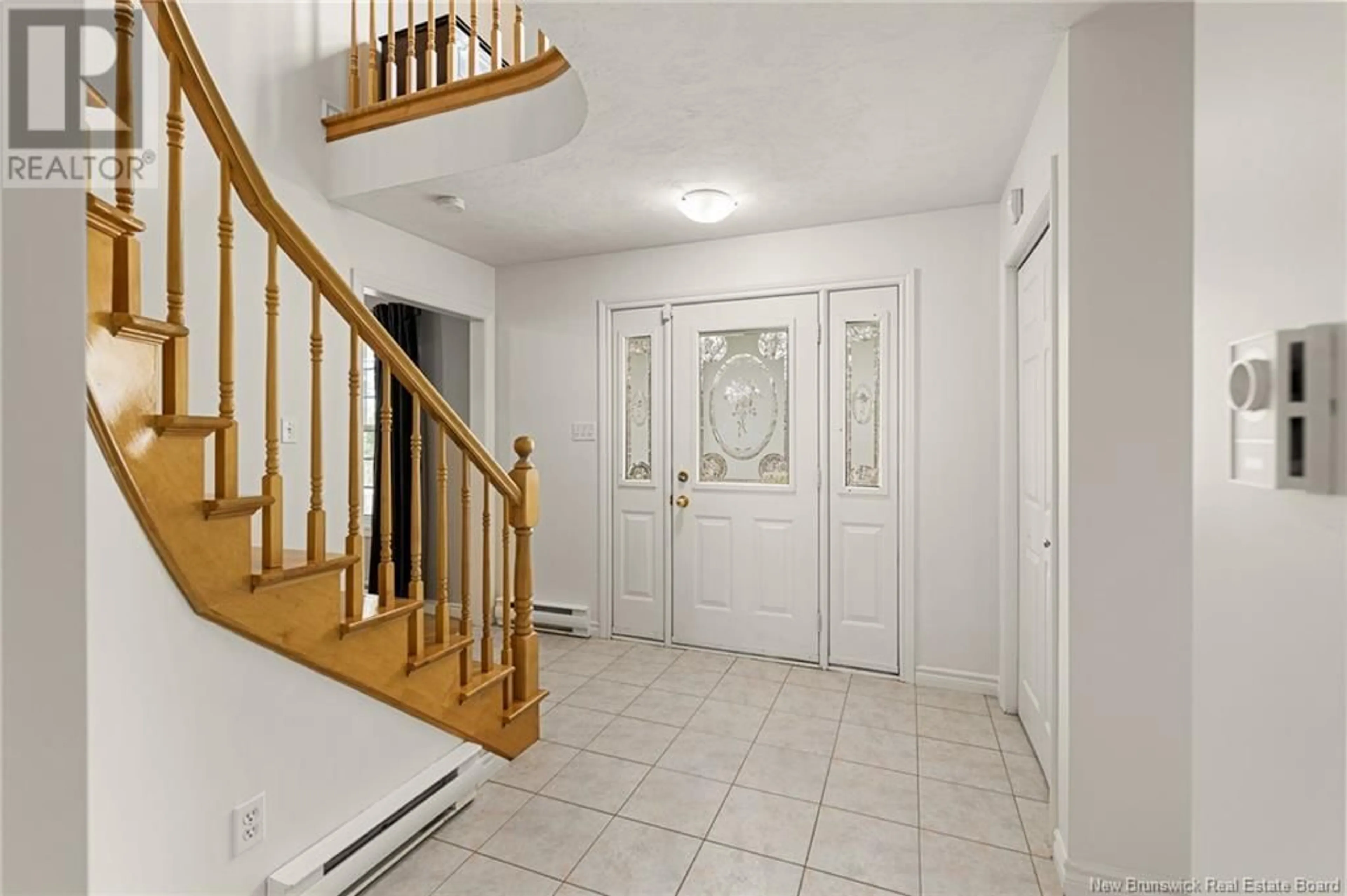 Indoor foyer for 148 RIVERBEND DRIVE, Upper Coverdale New Brunswick E1J2B4
