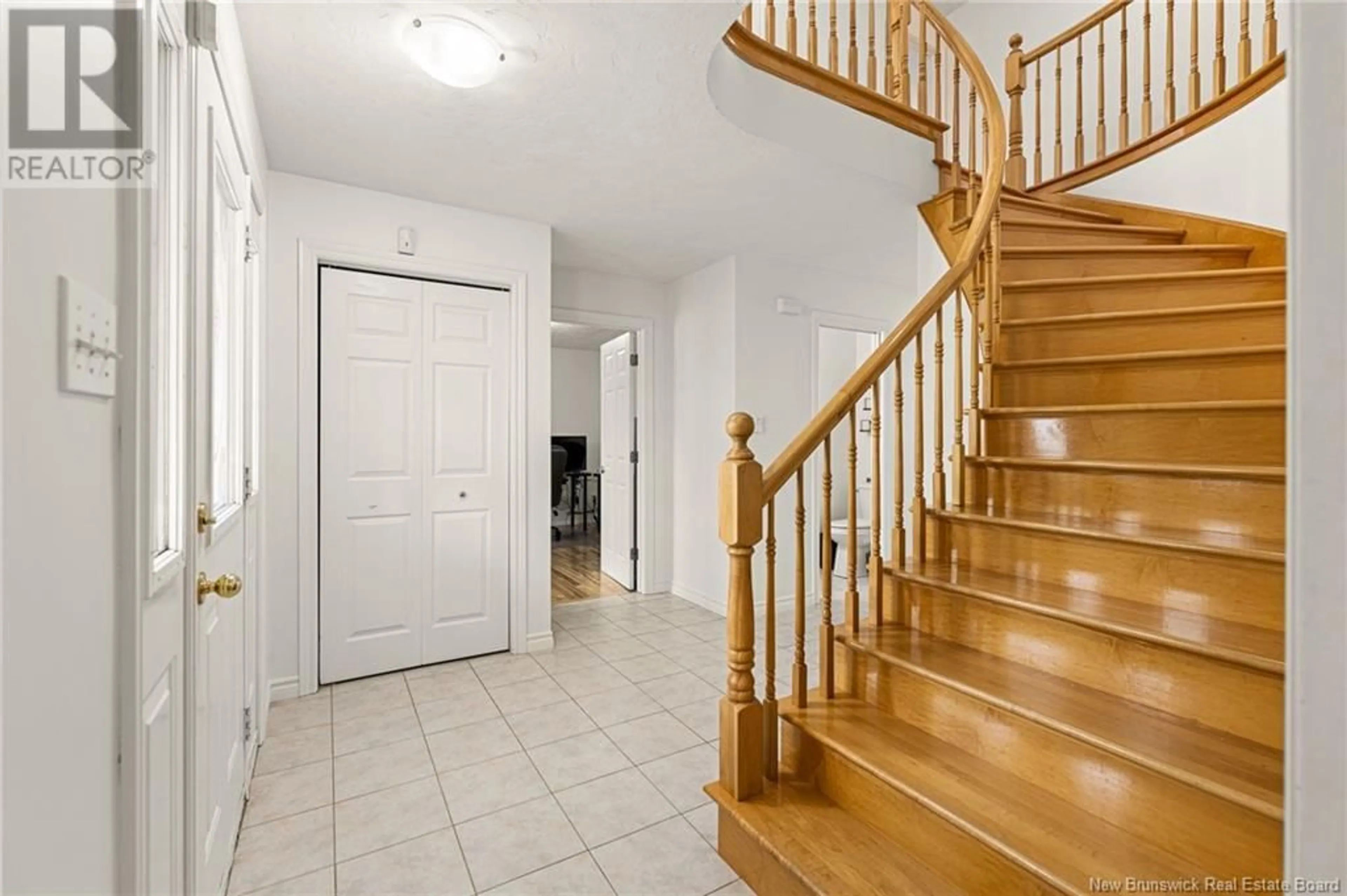 Indoor foyer for 148 RIVERBEND DRIVE, Upper Coverdale New Brunswick E1J2B4