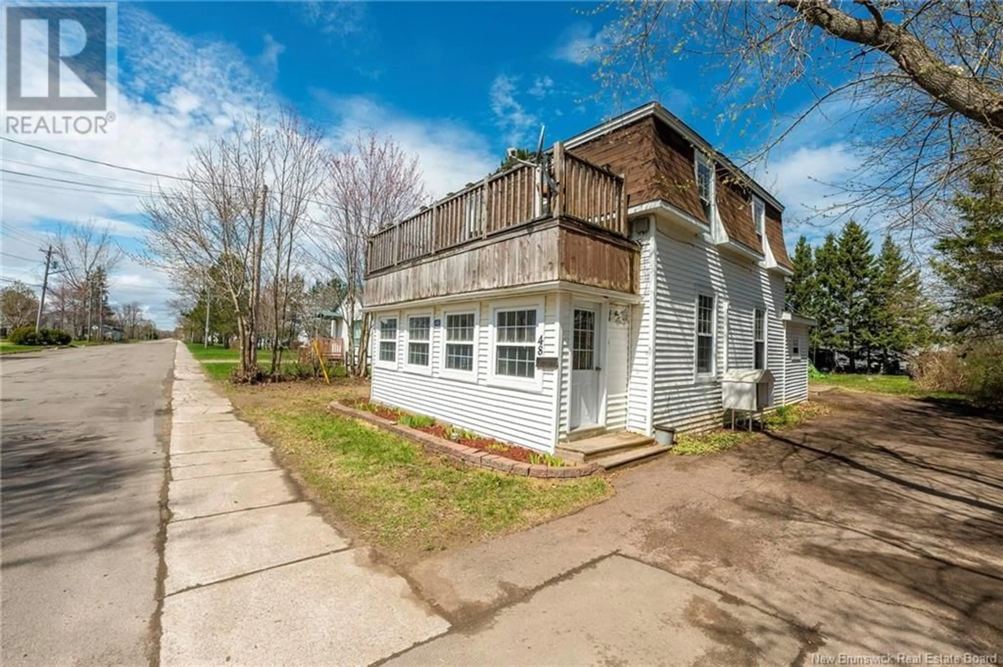 A pic from outside/outdoor area/front of a property/back of a property/a pic from drone, street for 48 CUNARD STREET, Richibucto New Brunswick E4W3Z4