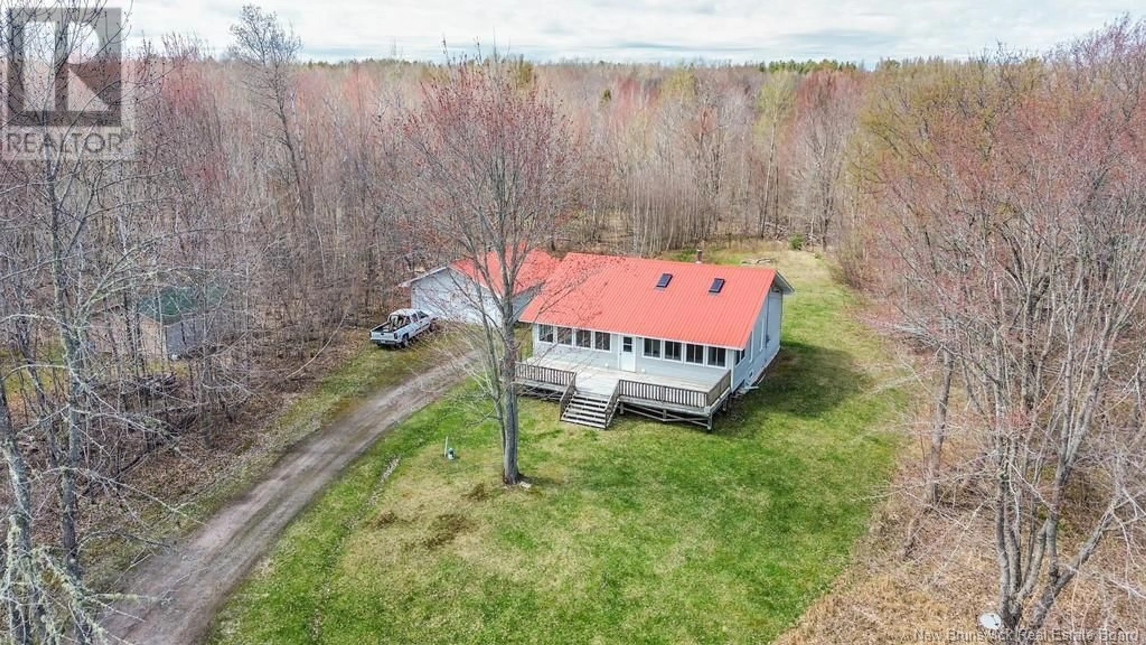 A pic from outside/outdoor area/front of a property/back of a property/a pic from drone, water/lake/river/ocean view for 39 MILLS LANE, Maquapit Lake New Brunswick E4B3Z5