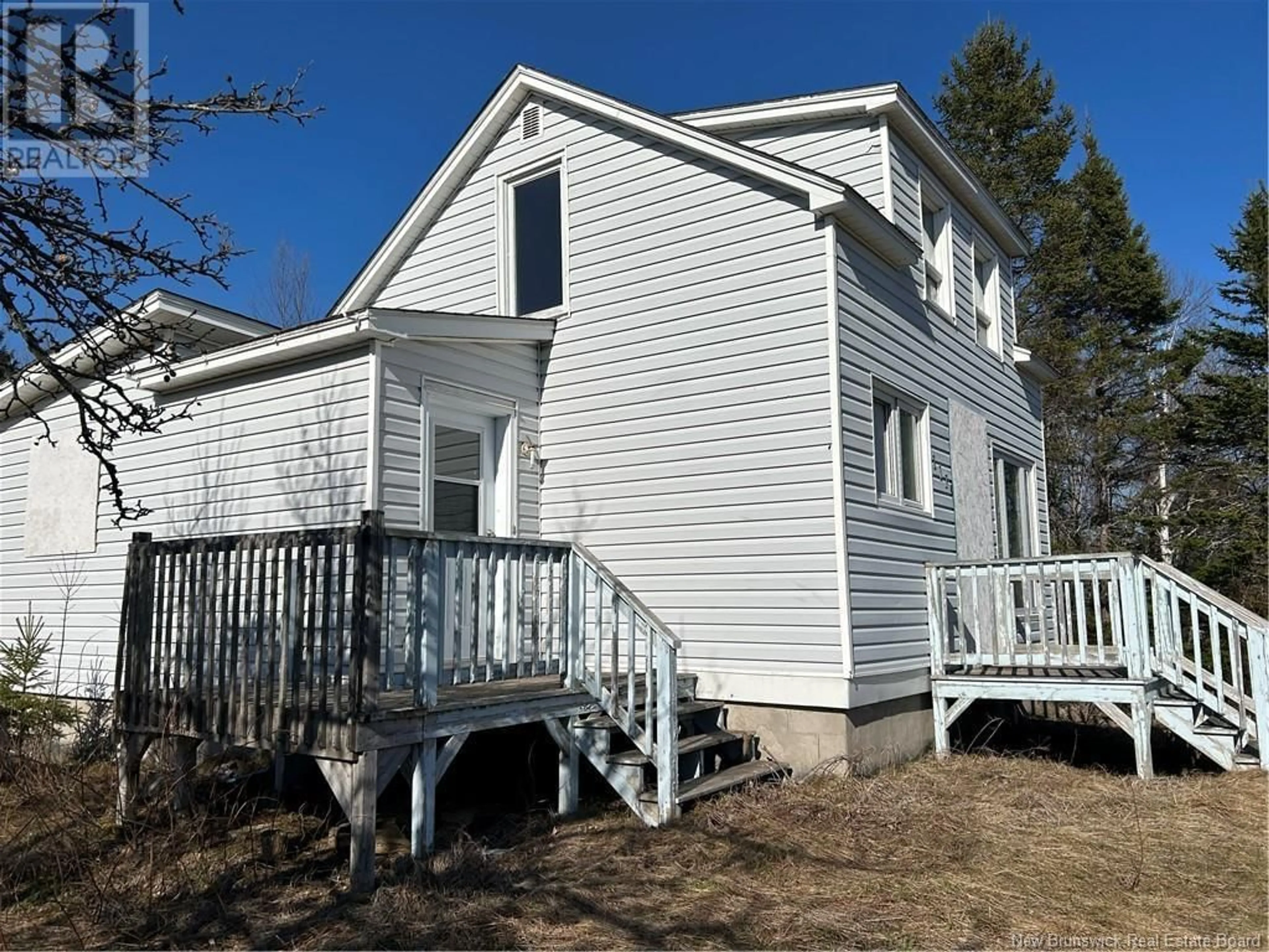 Home with vinyl exterior material, unknown for 1119 ROUTE 370, Leech New Brunswick E1X1R4