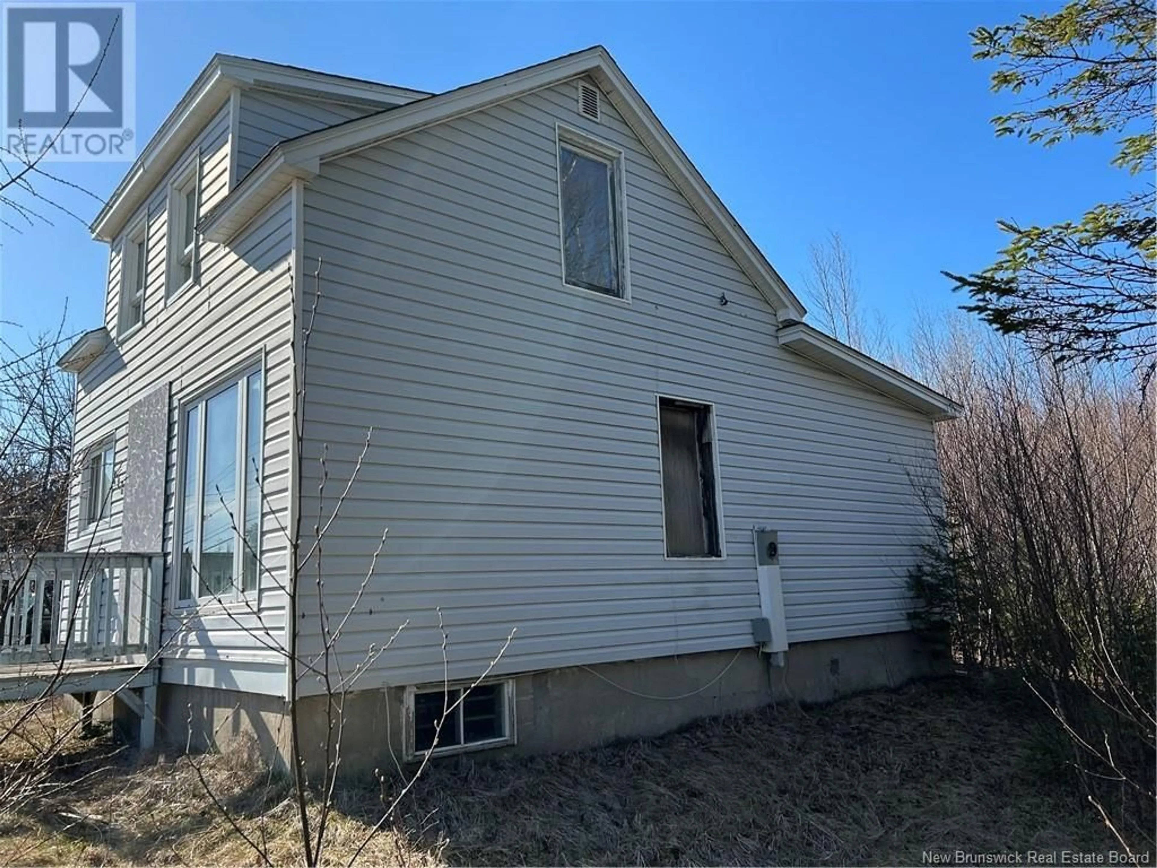 Home with vinyl exterior material, building for 1119 ROUTE 370, Leech New Brunswick E1X1R4