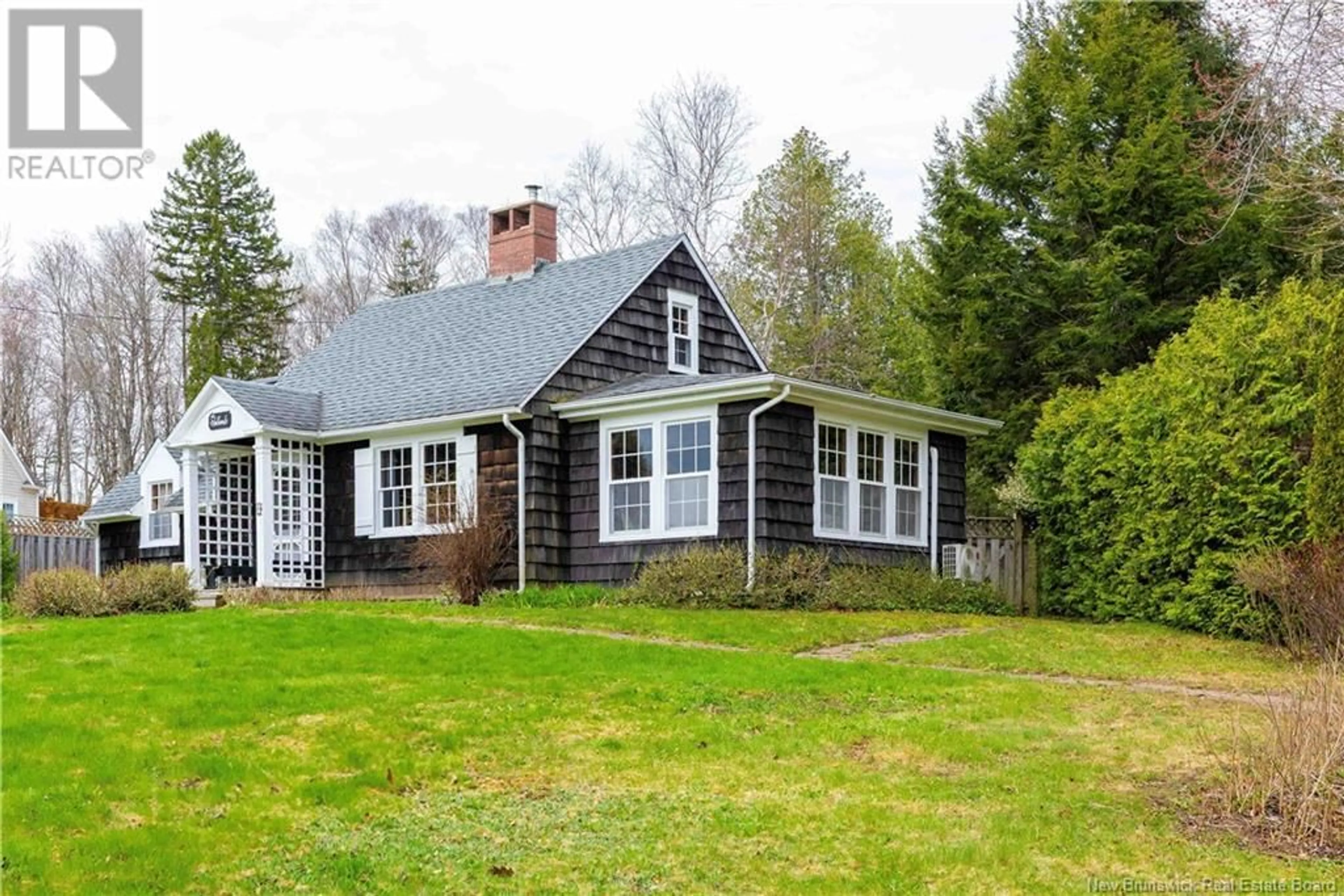 Home with vinyl exterior material, street for 5 GOLF CLUB ROAD, Grand Bay-Westfield New Brunswick E5K3C9