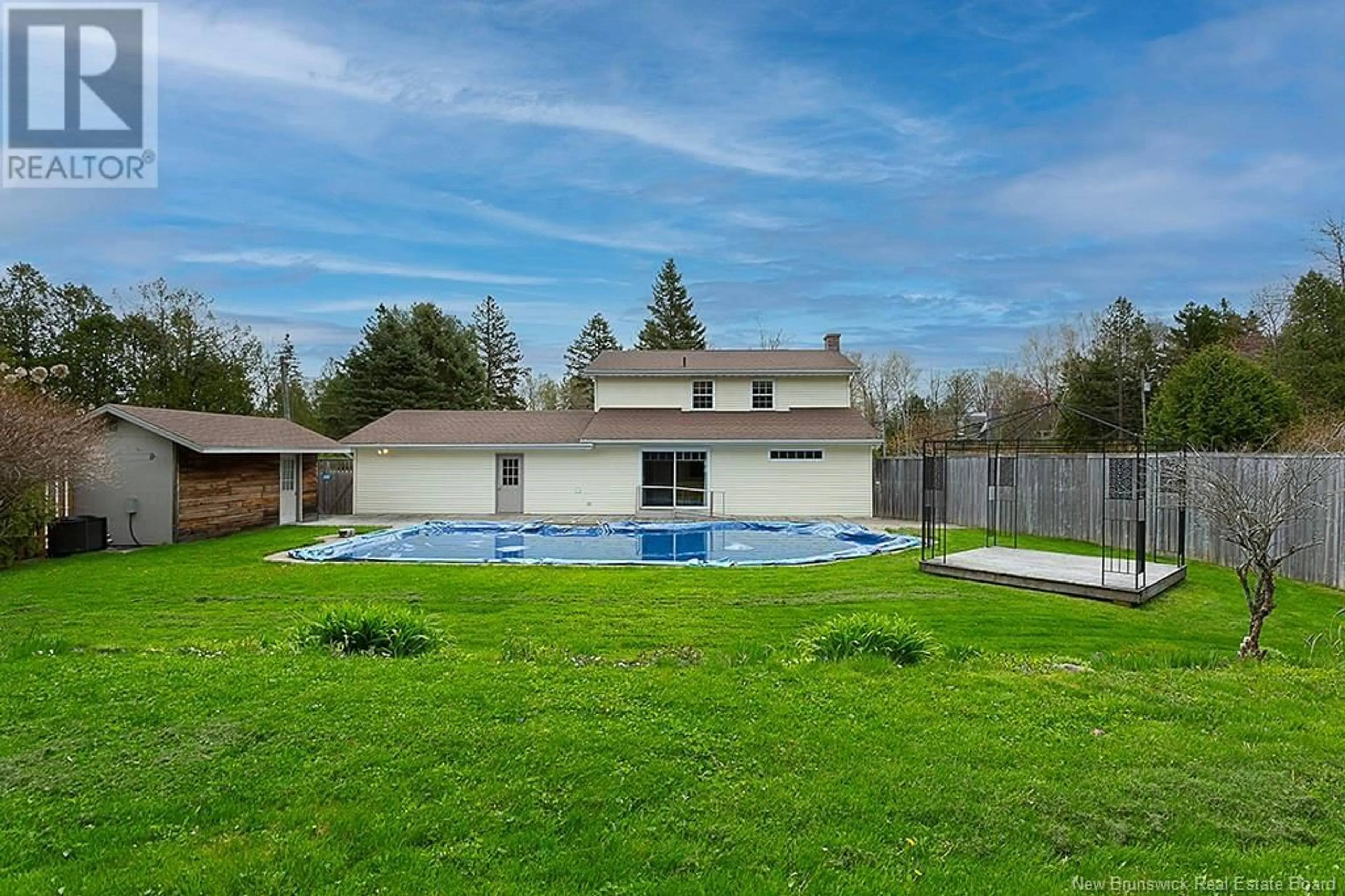 Pool for 18 COLONIAL DRIVE, Quispamsis New Brunswick E2G1A4