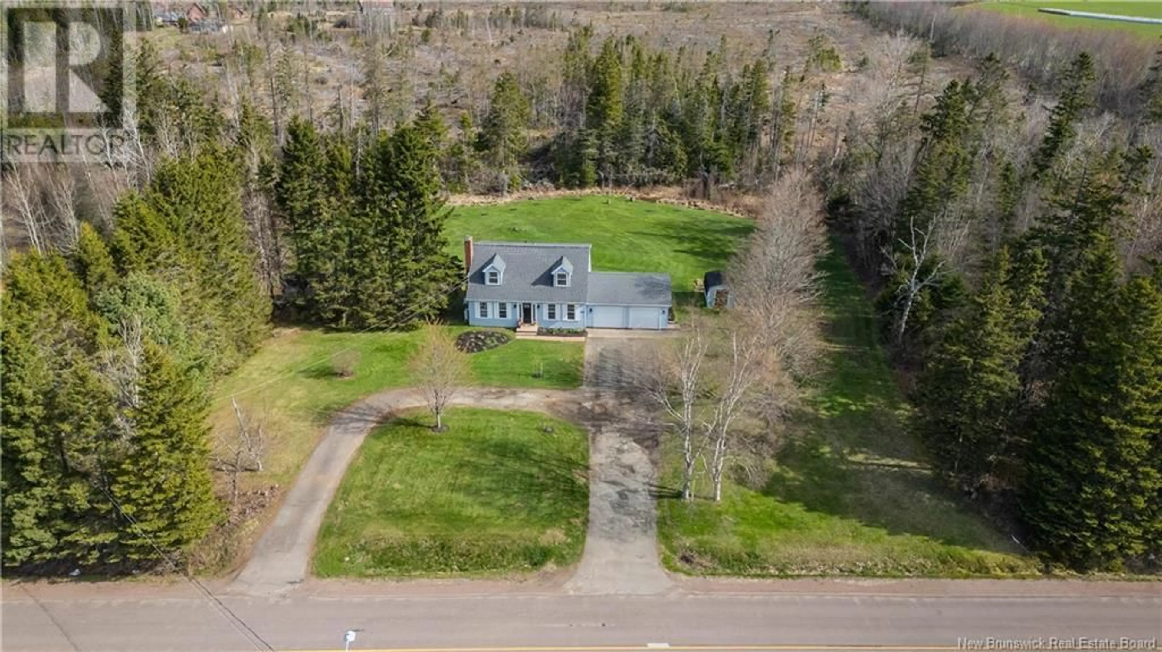 A pic from outside/outdoor area/front of a property/back of a property/a pic from drone, unknown for 339 QUEENS ROAD, Sackville New Brunswick E4L2B9