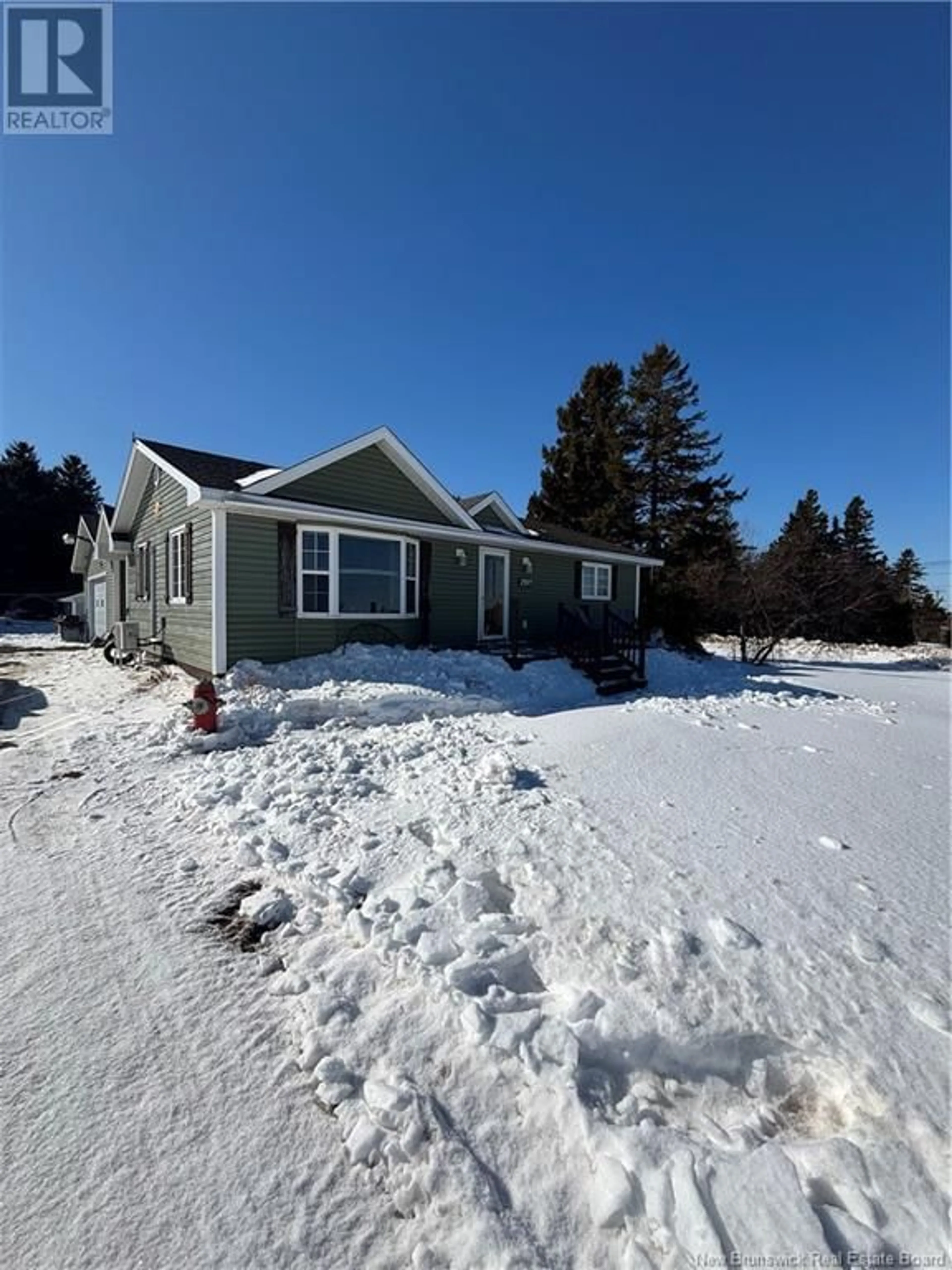 A pic from outside/outdoor area/front of a property/back of a property/a pic from drone, street for 2197 475 ROUTE, Bouctouche New Brunswick E4S4W3