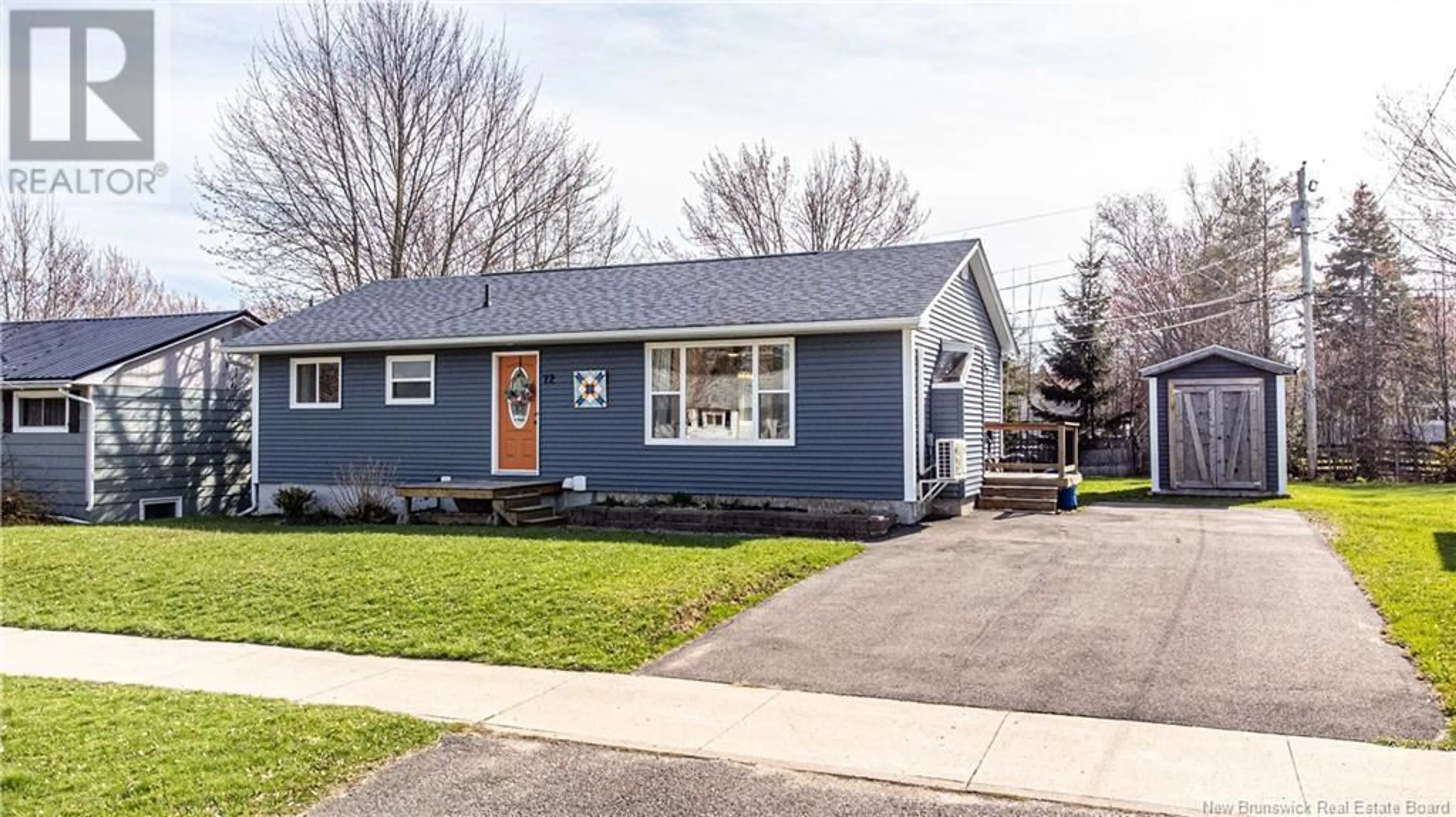 Home with vinyl exterior material, street for 72 SOUTHAMPTON DRIVE, Fredericton New Brunswick E3B4T3