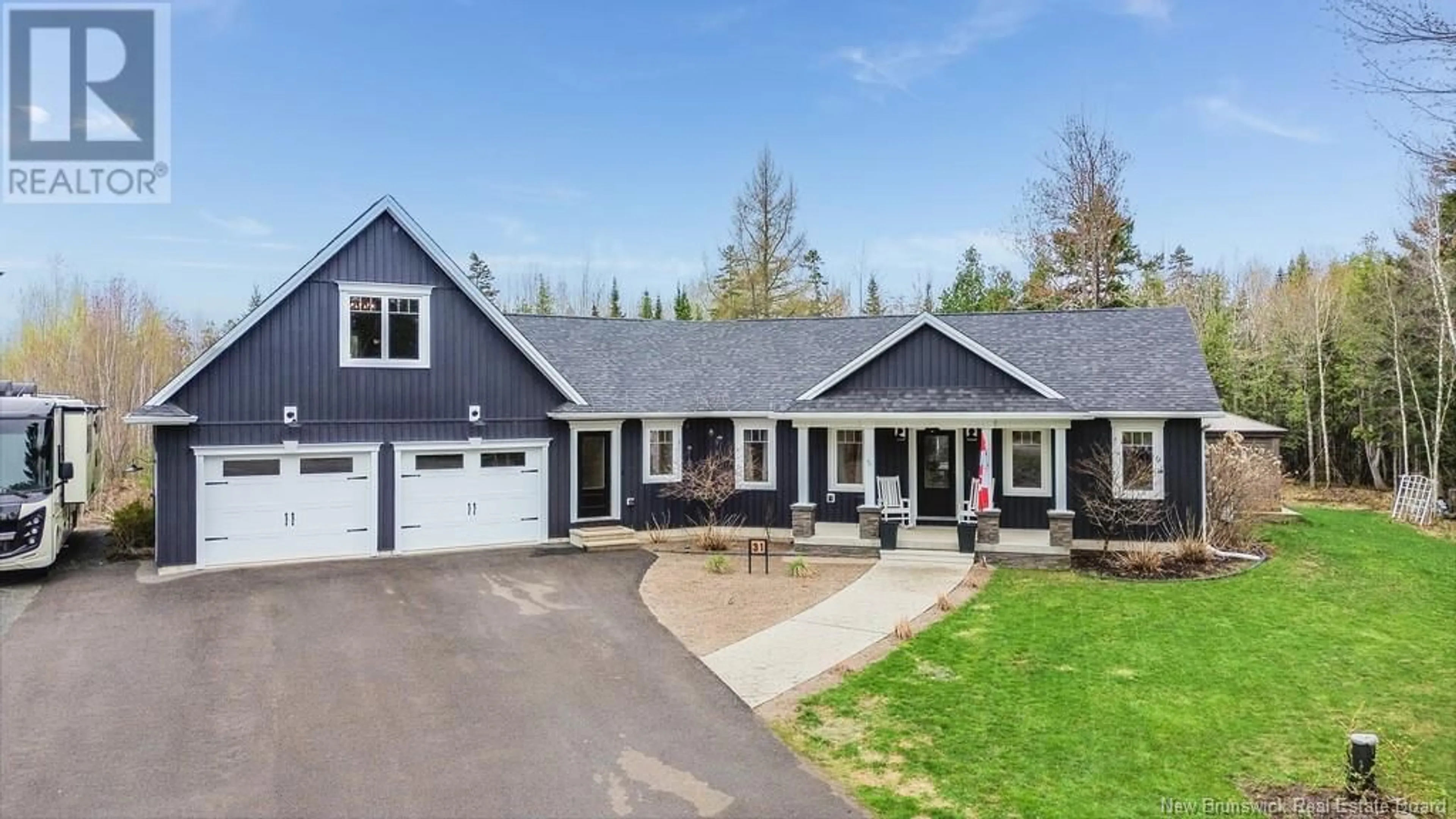 Home with vinyl exterior material, street for 31 BENERIN COURT, Lincoln New Brunswick E3B0J6