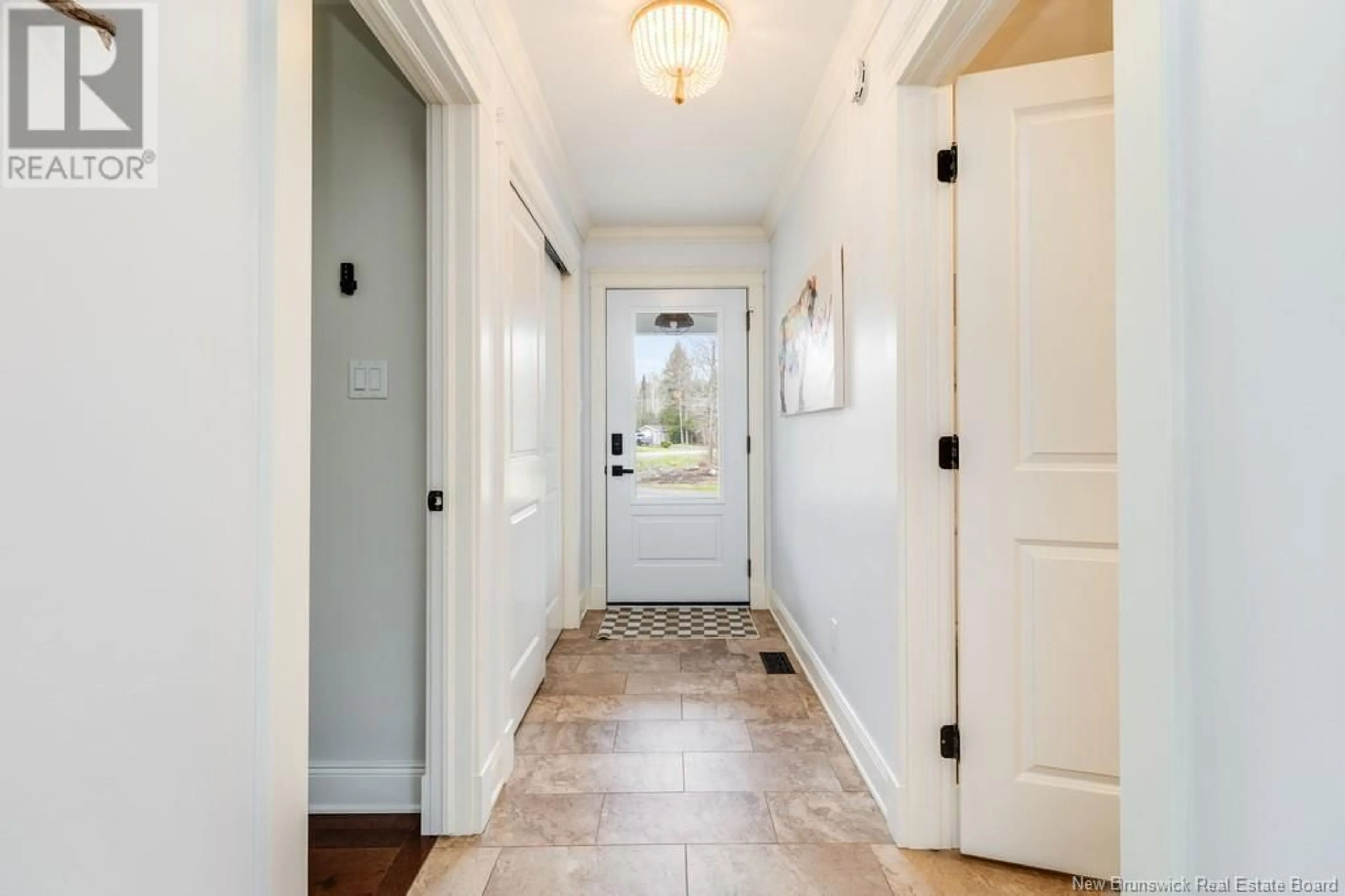 Indoor entryway for 31 BENERIN COURT, Lincoln New Brunswick E3B0J6
