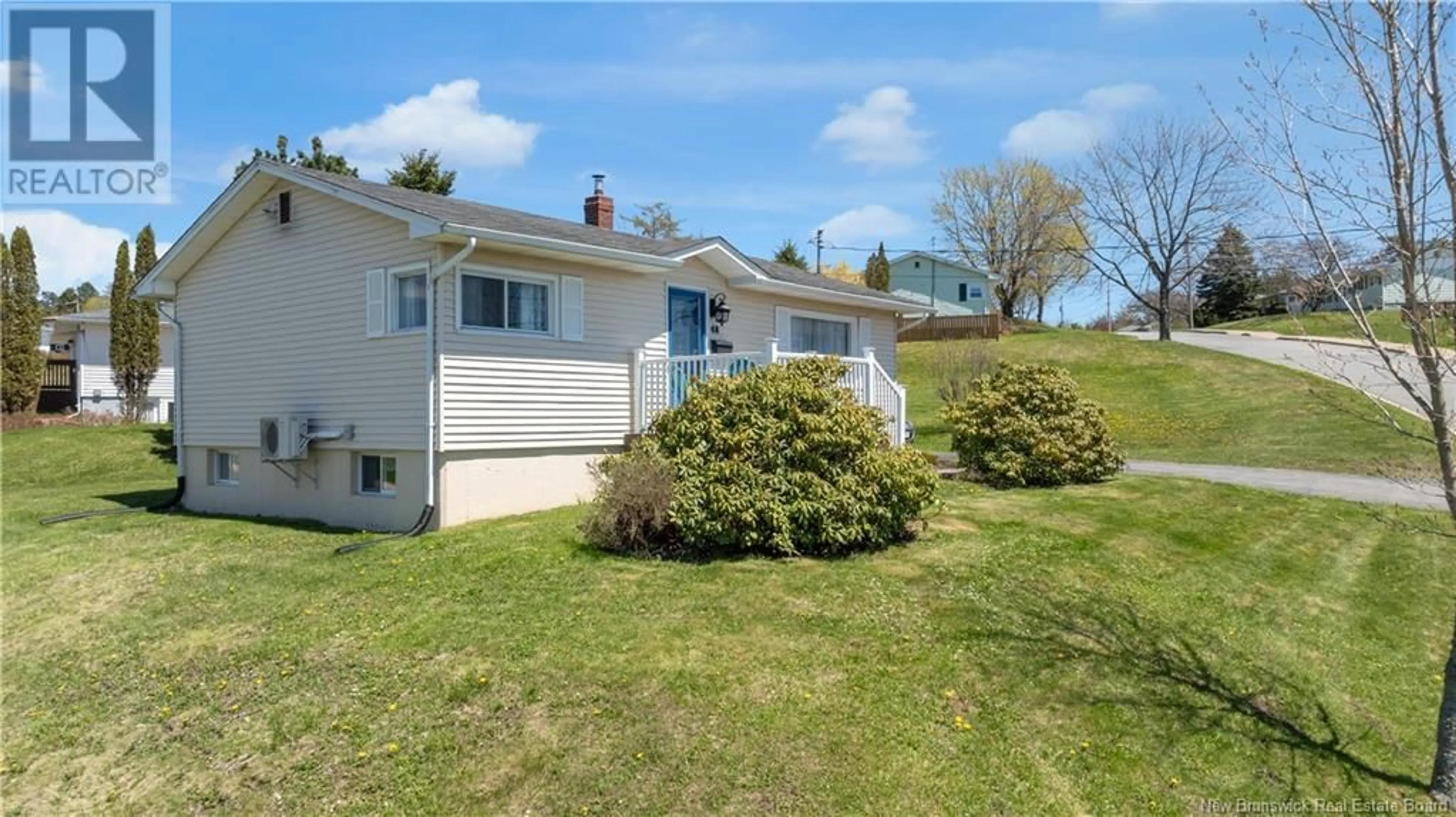 A pic from outside/outdoor area/front of a property/back of a property/a pic from drone, unknown for 48 GLENGARRY DRIVE, Saint John New Brunswick E2J2Y3