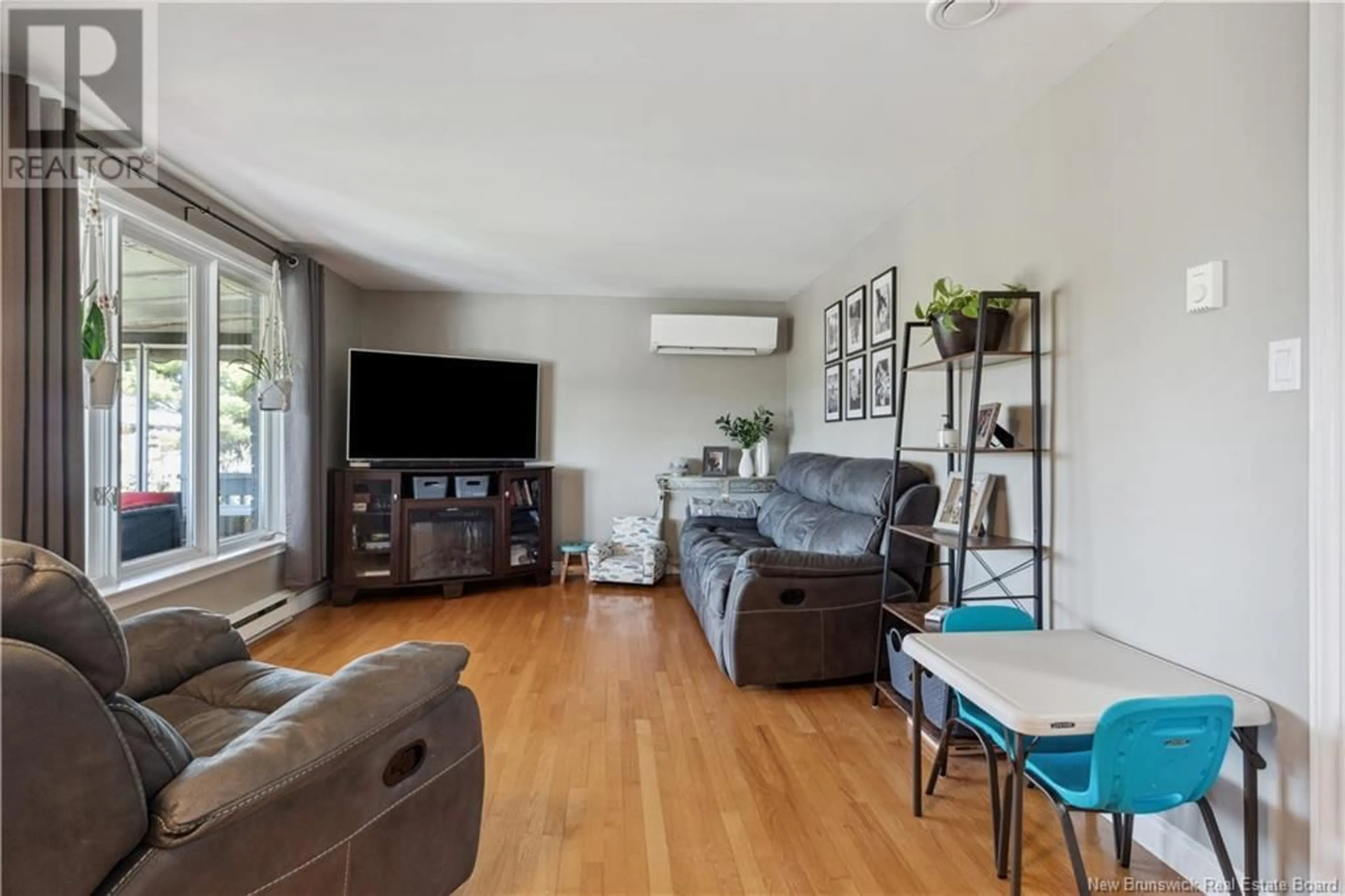 Living room with furniture, unknown for 1187 ROYAL, Memramcook New Brunswick E4K1Y3