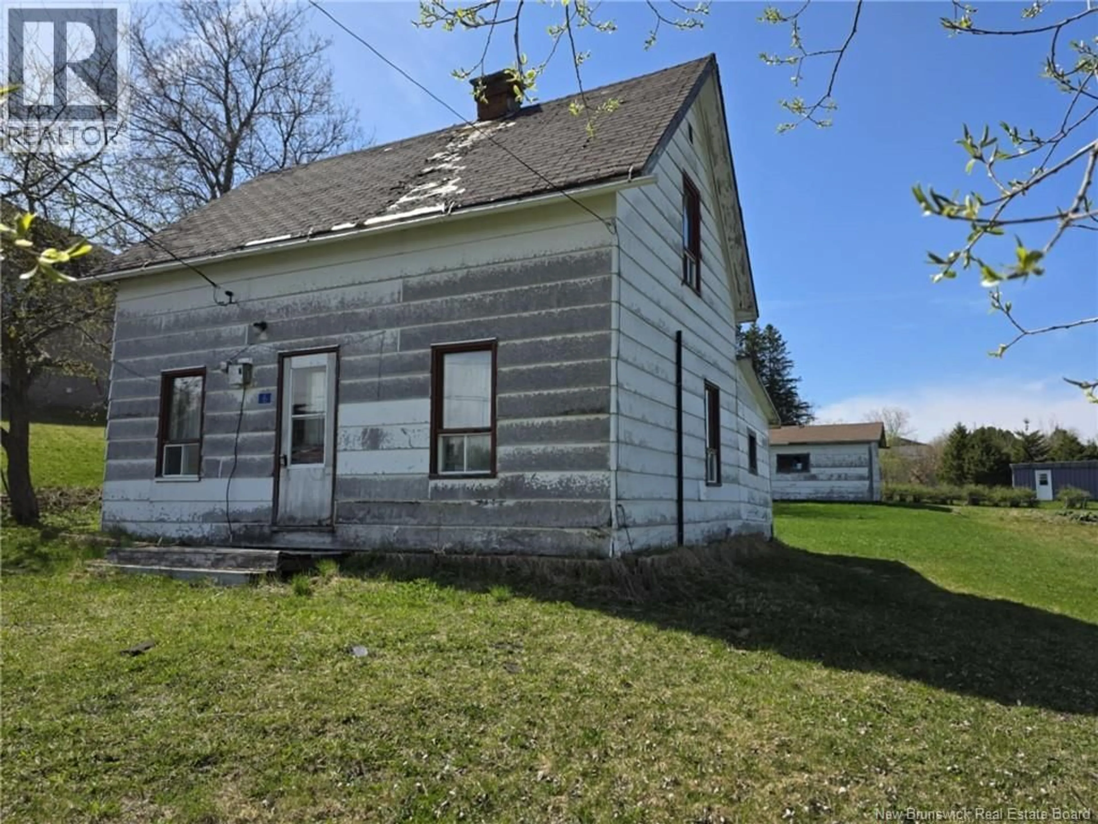 Unknown for 6 CH VIOLETTE STATION, DSL de Drummond/DSL of Drummond New Brunswick E3Y2P9