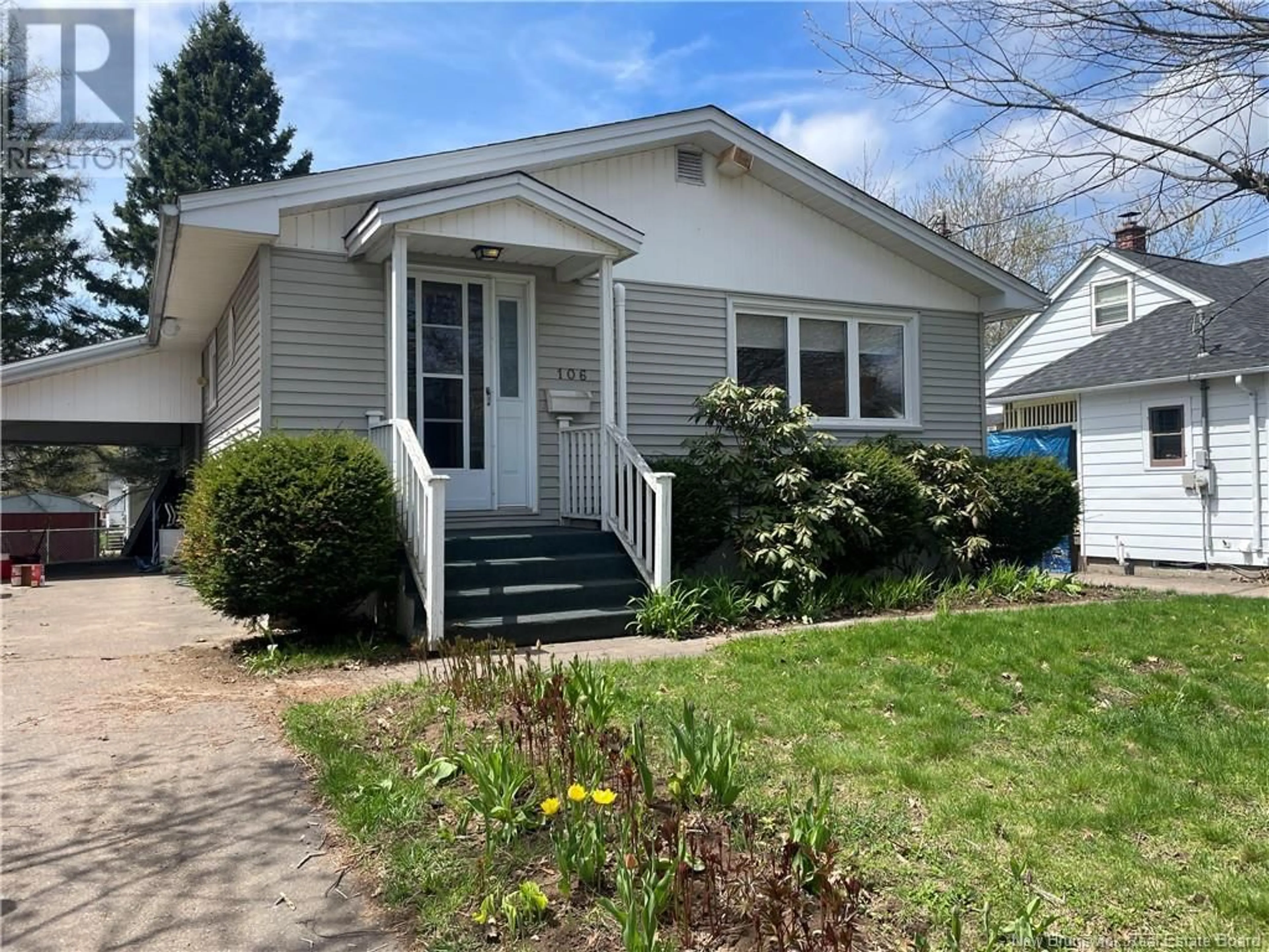 Home with vinyl exterior material, street for 106 ROCKLAND, Moncton New Brunswick E1A3T5