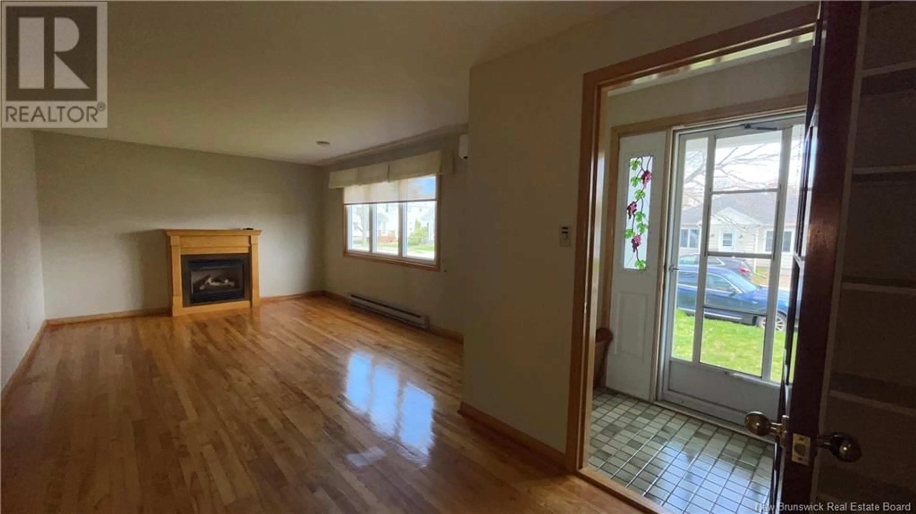 A pic of a room for 106 ROCKLAND, Moncton New Brunswick E1A3T5