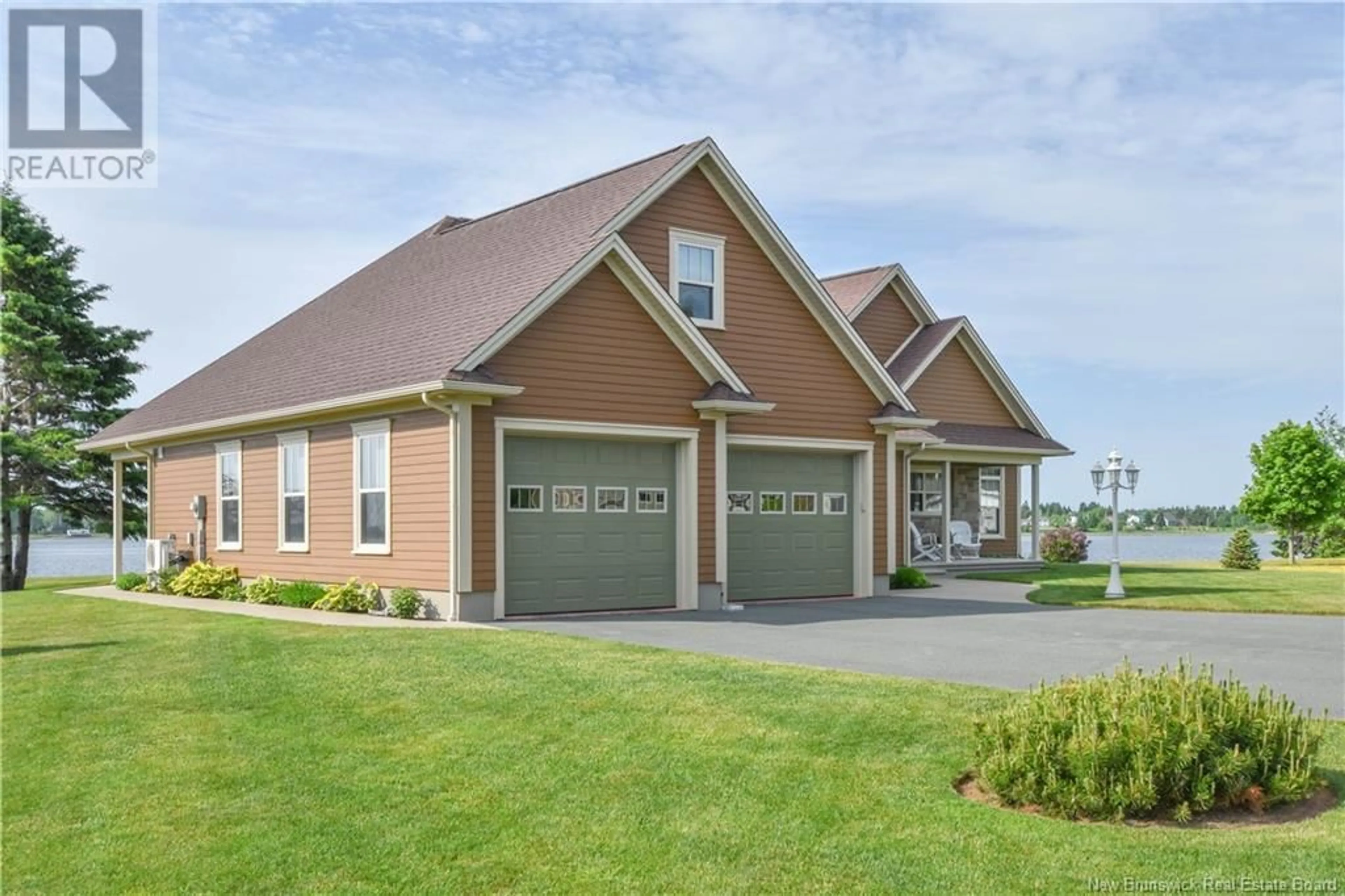 Home with vinyl exterior material, unknown for 634 POINTE DES FERGUSON ROAD, Tracadie New Brunswick E1X1C6