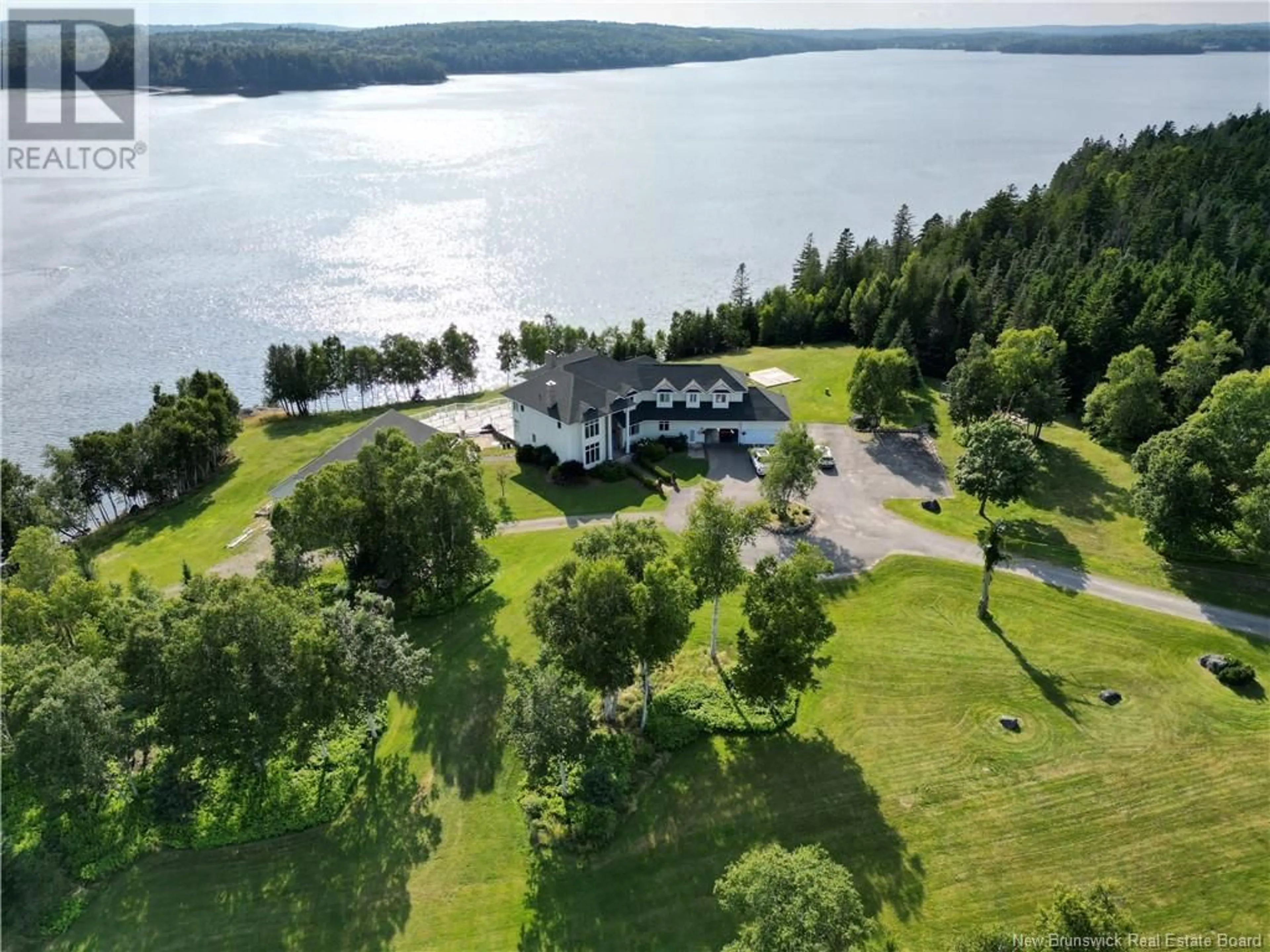 A pic from outside/outdoor area/front of a property/back of a property/a pic from drone, water/lake/river/ocean view for 434 HILLS POINT ROAD, Oak Bay New Brunswick E3L4K5