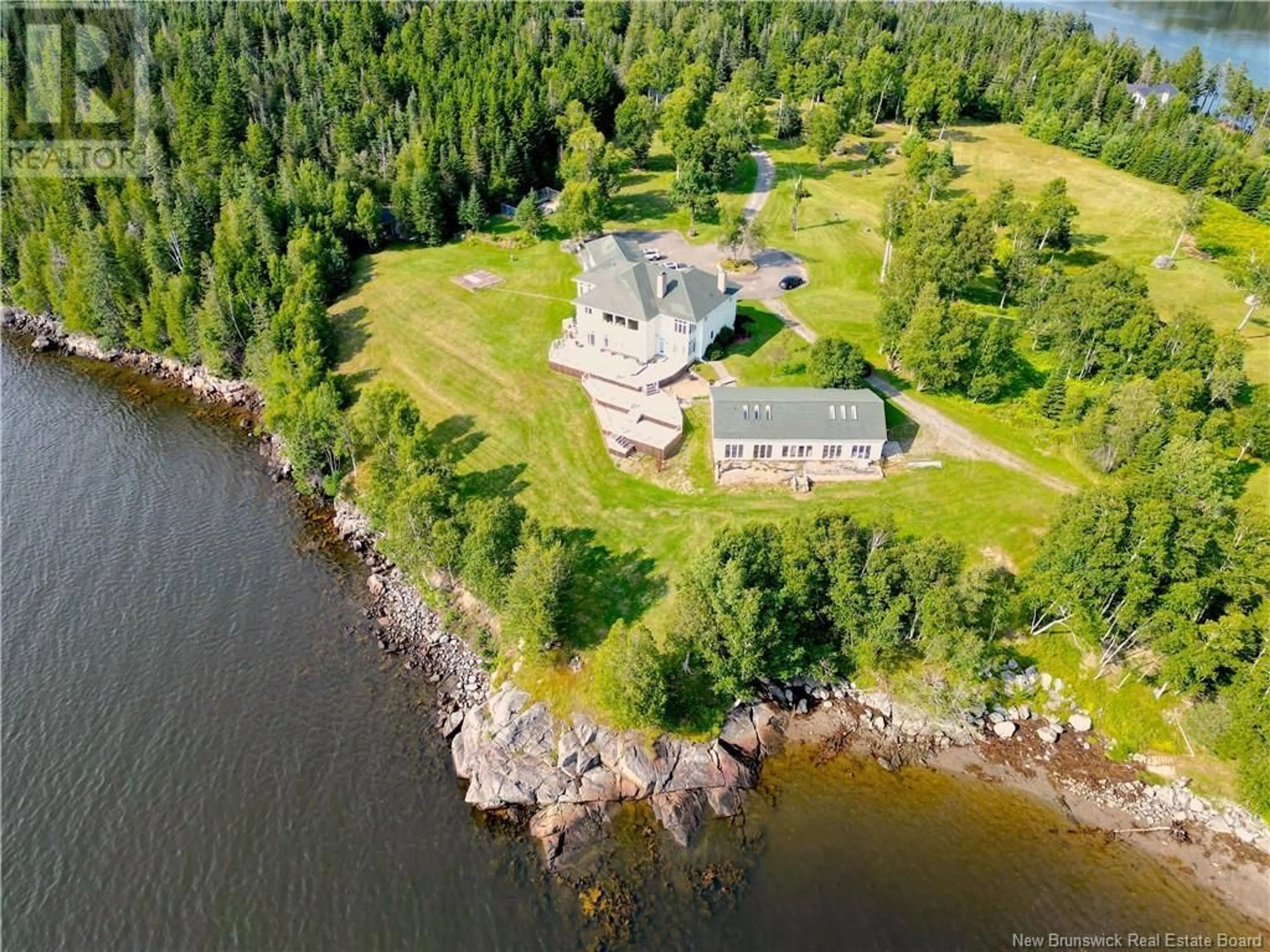 A pic from outside/outdoor area/front of a property/back of a property/a pic from drone, water/lake/river/ocean view for 434 HILLS POINT ROAD, Oak Bay New Brunswick E3L4K5