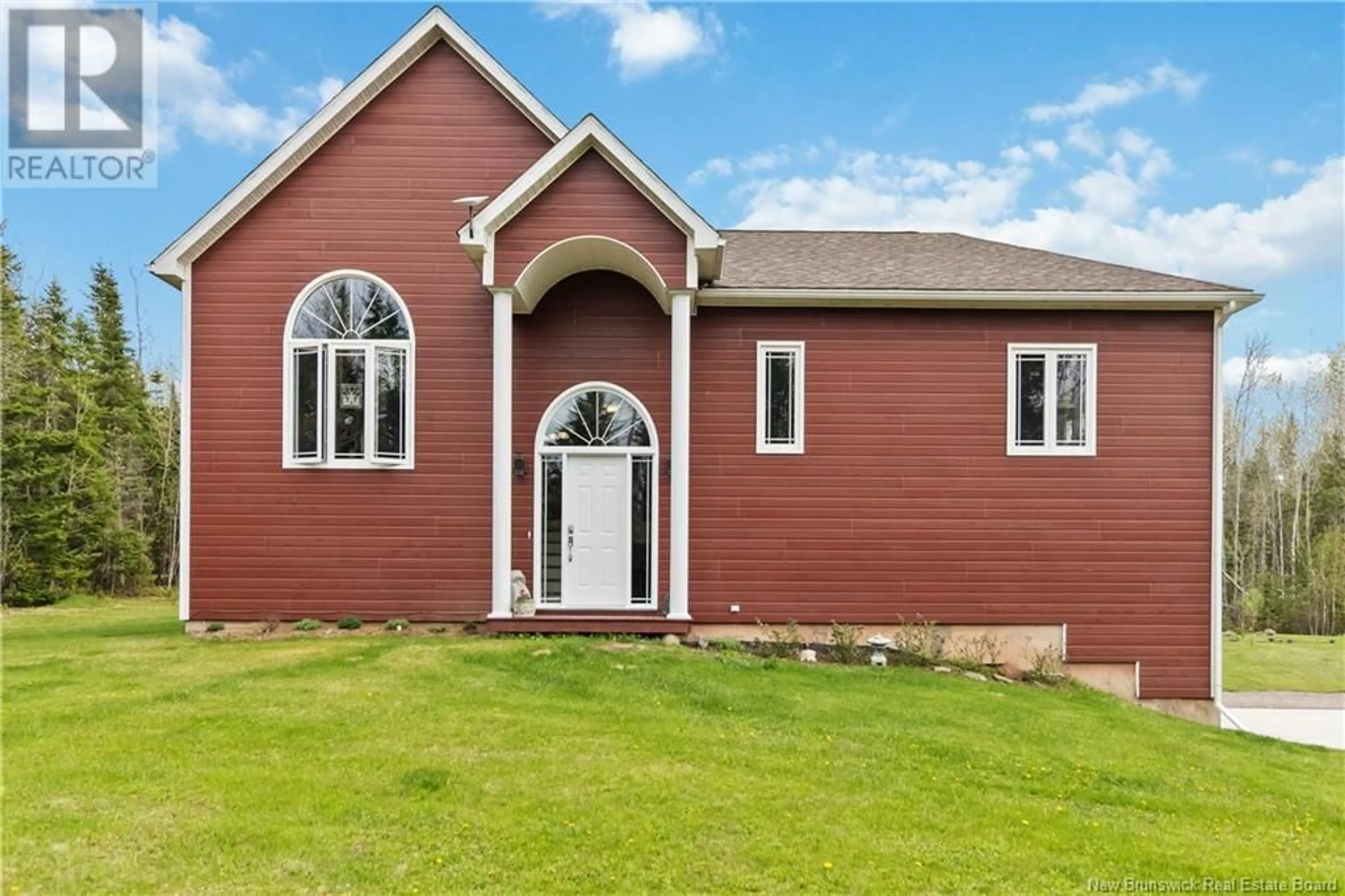 Home with vinyl exterior material, building for 59 DU PORTAGE STREET, Memramcook New Brunswick E4K3Y5