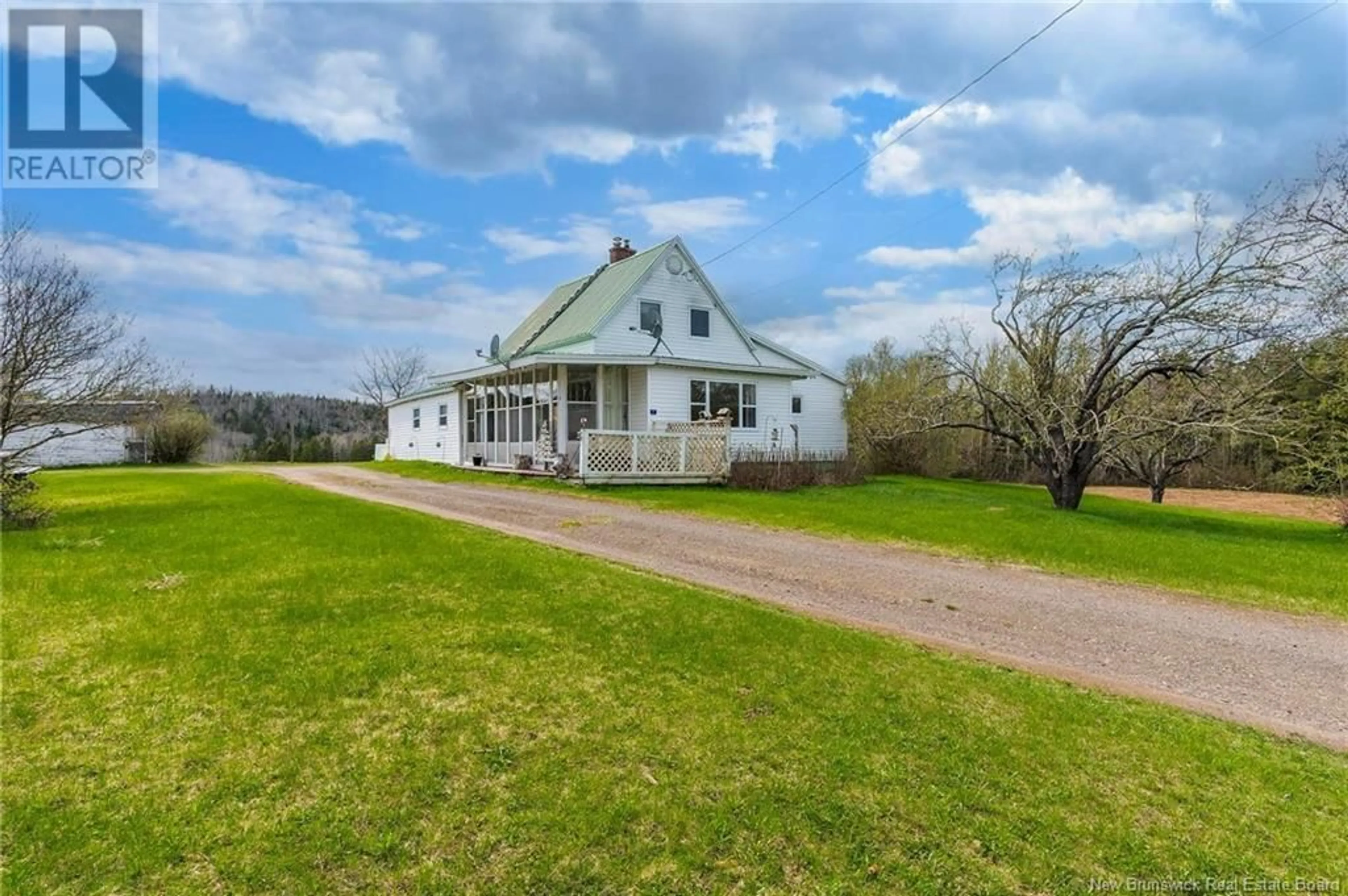A pic from outside/outdoor area/front of a property/back of a property/a pic from drone, unknown for 7 HAYWARD ROAD, Prosser Brook New Brunswick E4Z2G1