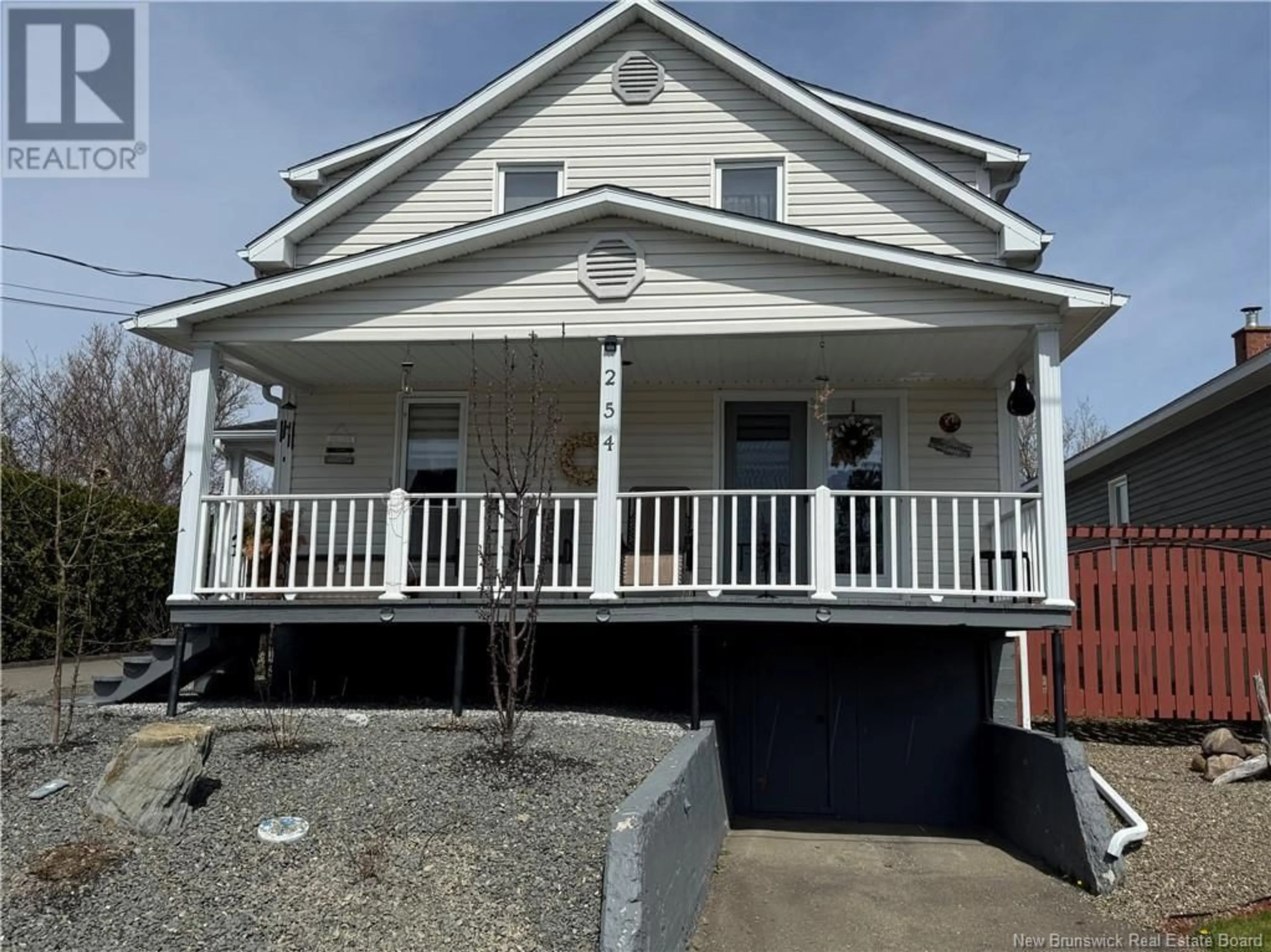 Home with vinyl exterior material, street for 254 BASIN STREET, Grand-Sault/Grand Falls New Brunswick E3Z2J3
