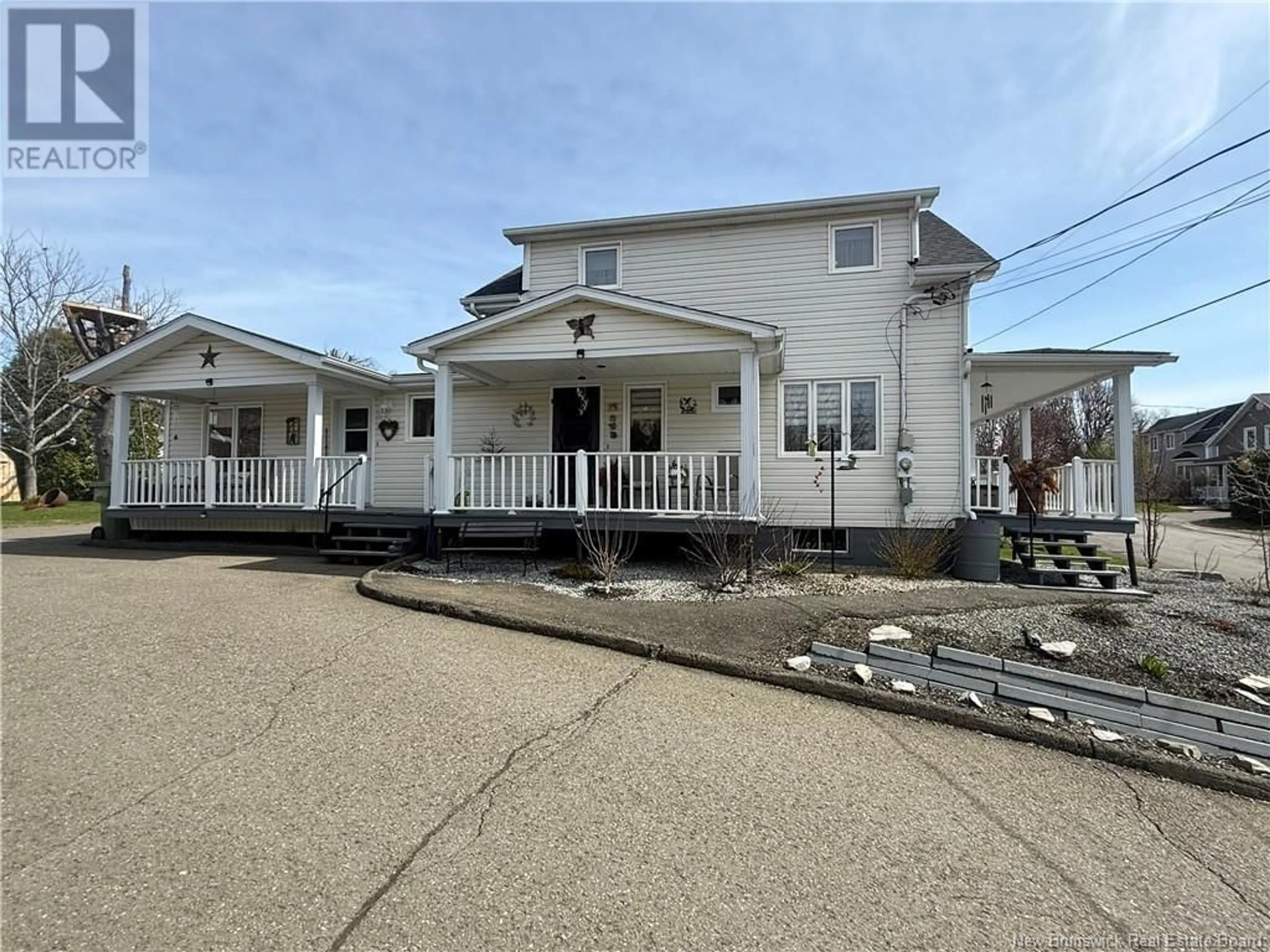 A pic from outside/outdoor area/front of a property/back of a property/a pic from drone, street for 254 BASIN STREET, Grand-Sault/Grand Falls New Brunswick E3Z2J3