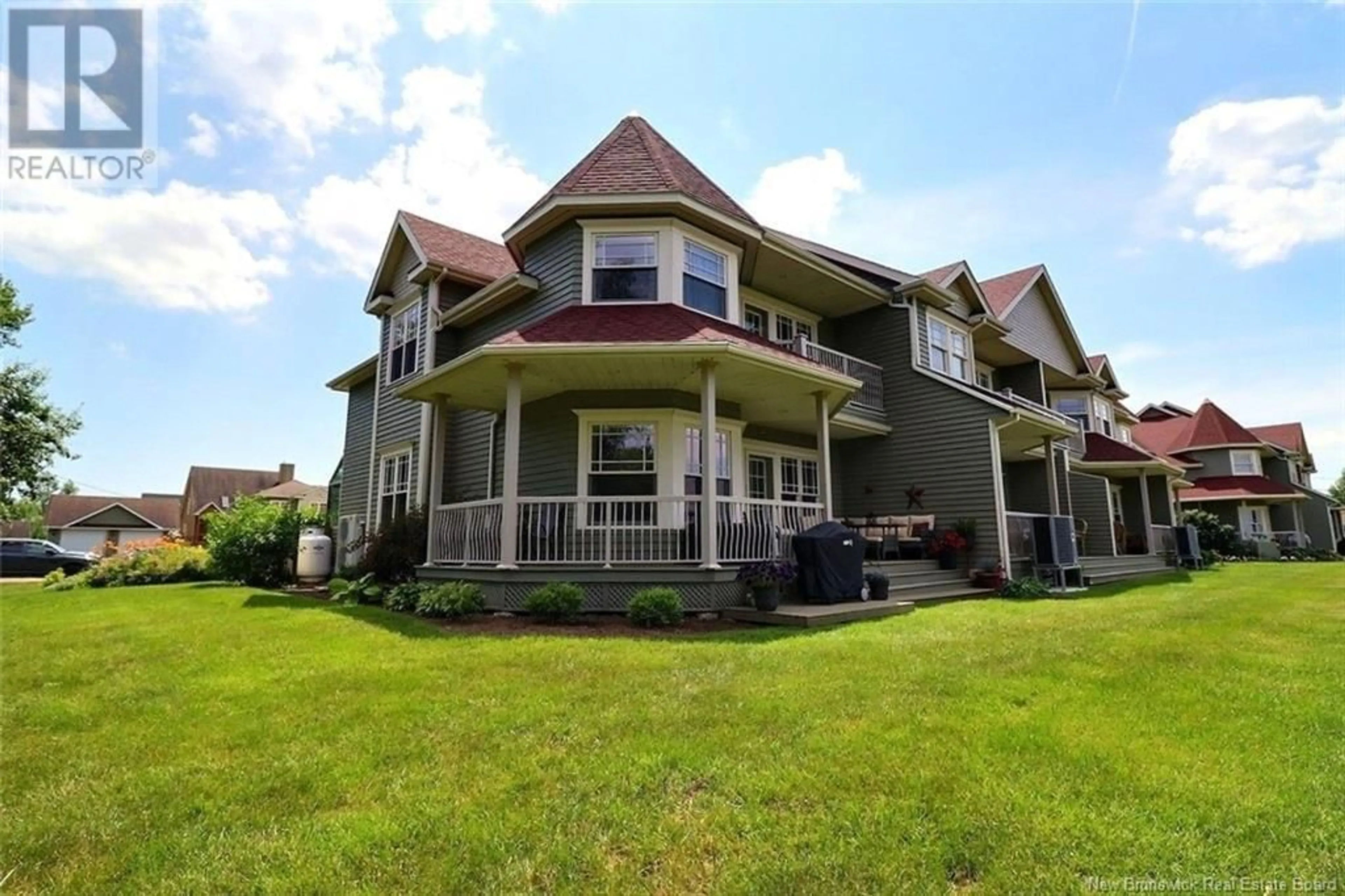 Home with vinyl exterior material, unknown for 4 - 404 GERALDINE STREET, Shediac New Brunswick E4P1T3