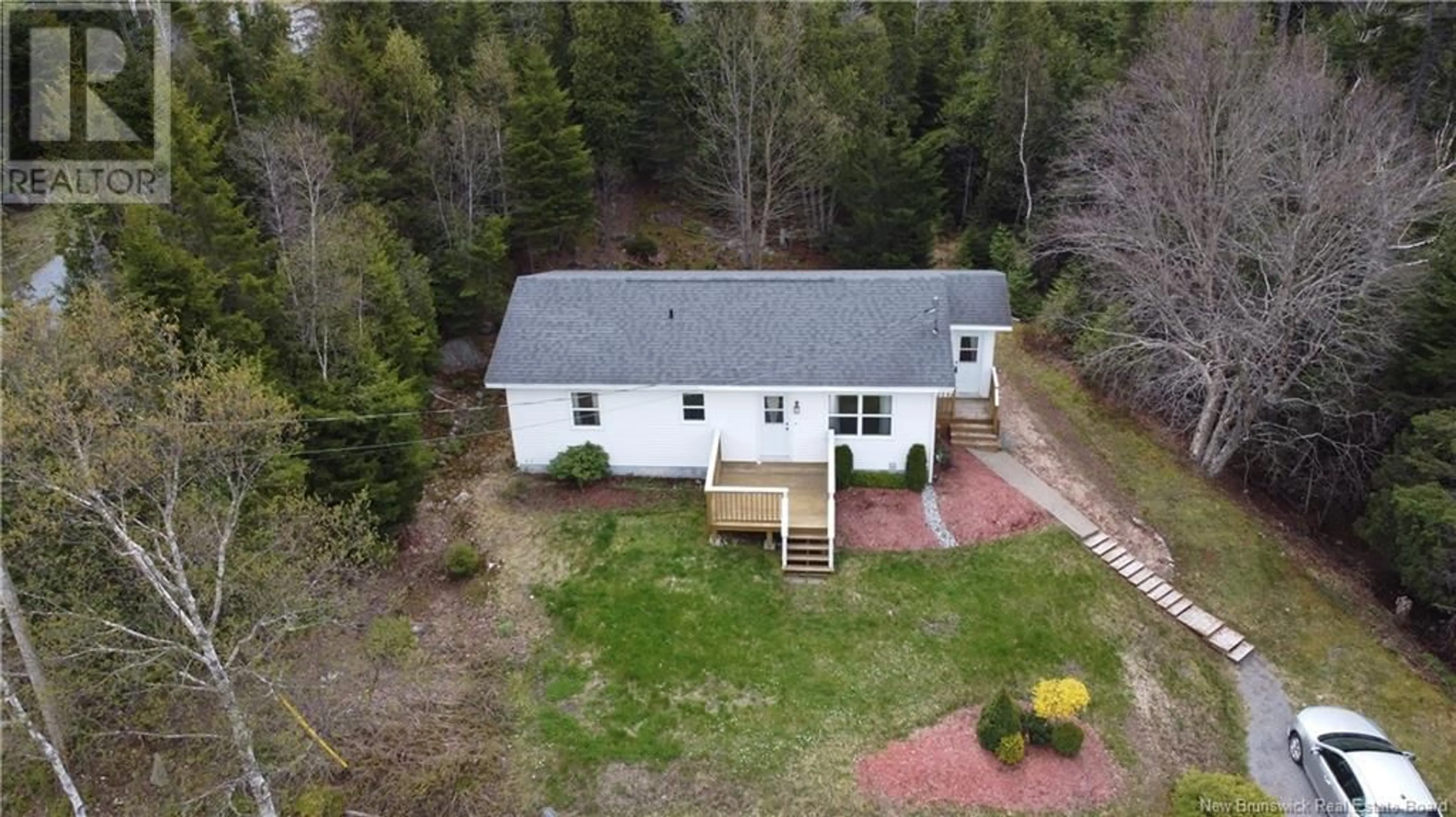 A pic from outside/outdoor area/front of a property/back of a property/a pic from drone, building for 9 SEAMAN DRIVE, Rothesay New Brunswick E2S1A1
