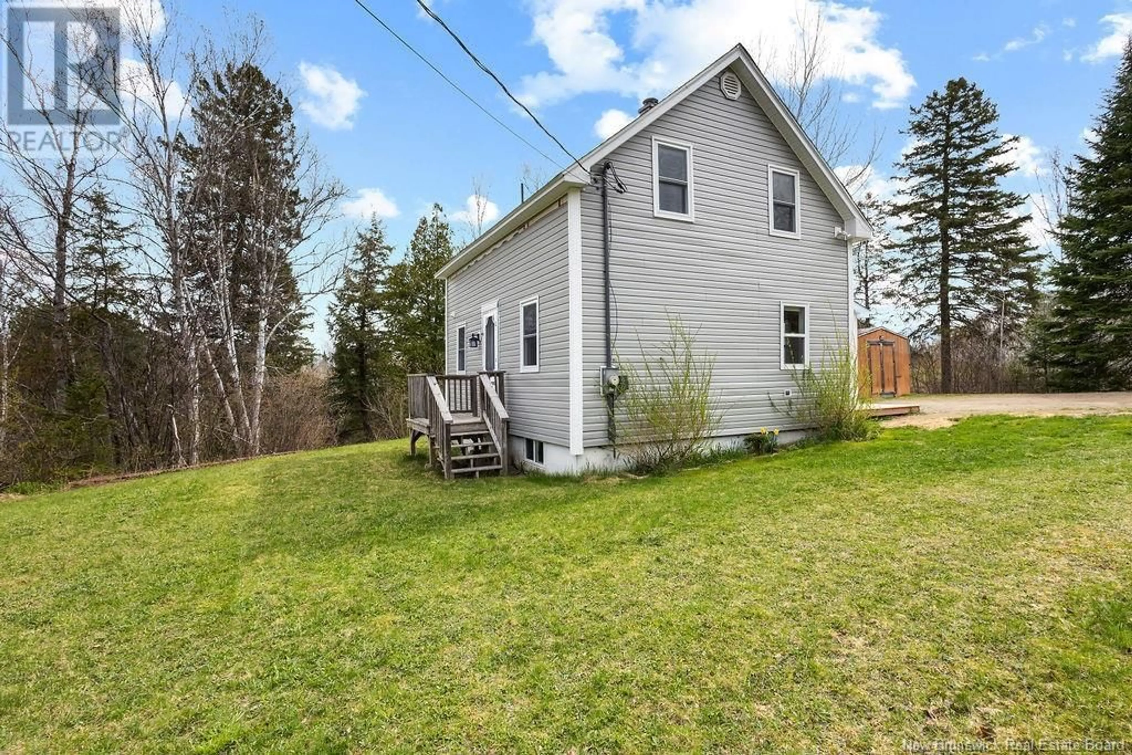 A pic from outside/outdoor area/front of a property/back of a property/a pic from drone, street for 22 ISLANDVIEW DRIVE, Miramichi New Brunswick E1N6B3