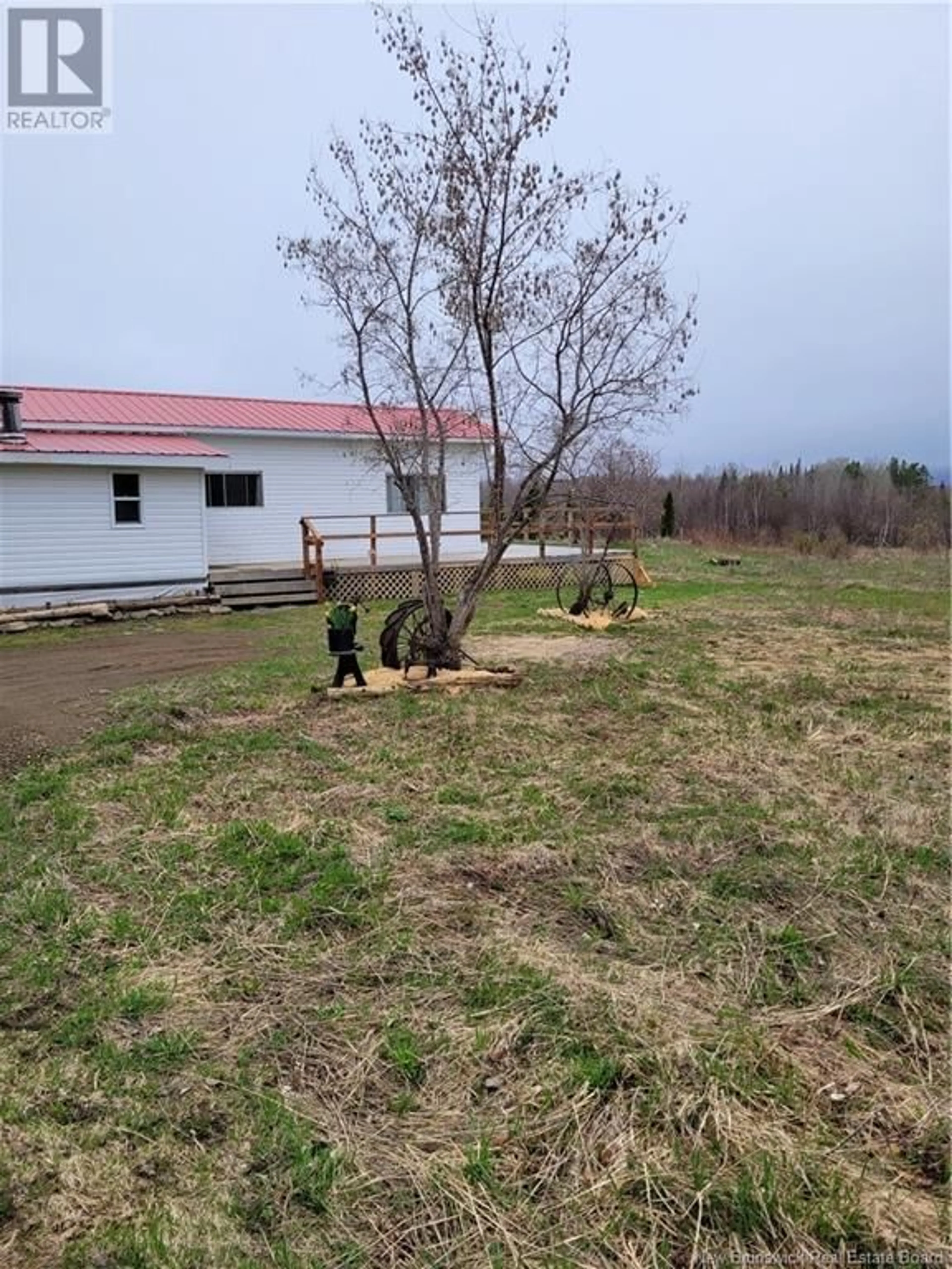A pic from outside/outdoor area/front of a property/back of a property/a pic from drone, unknown for 938 KNOWLESVILLE ROAD, Knowlesville New Brunswick E7L4P9