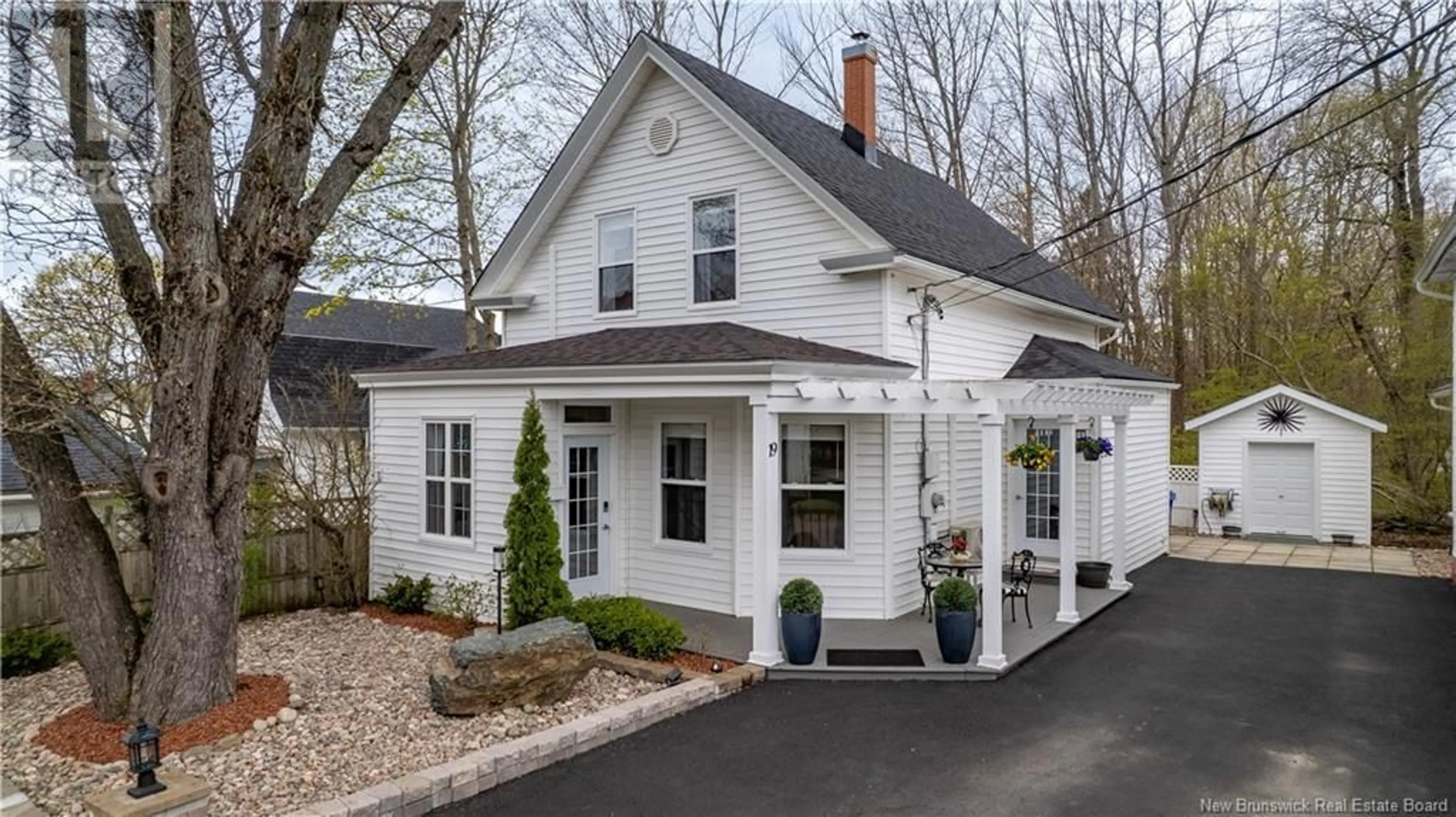 Home with vinyl exterior material, street for 19 MCCOLL STREET, St. Stephen New Brunswick E3L2M6