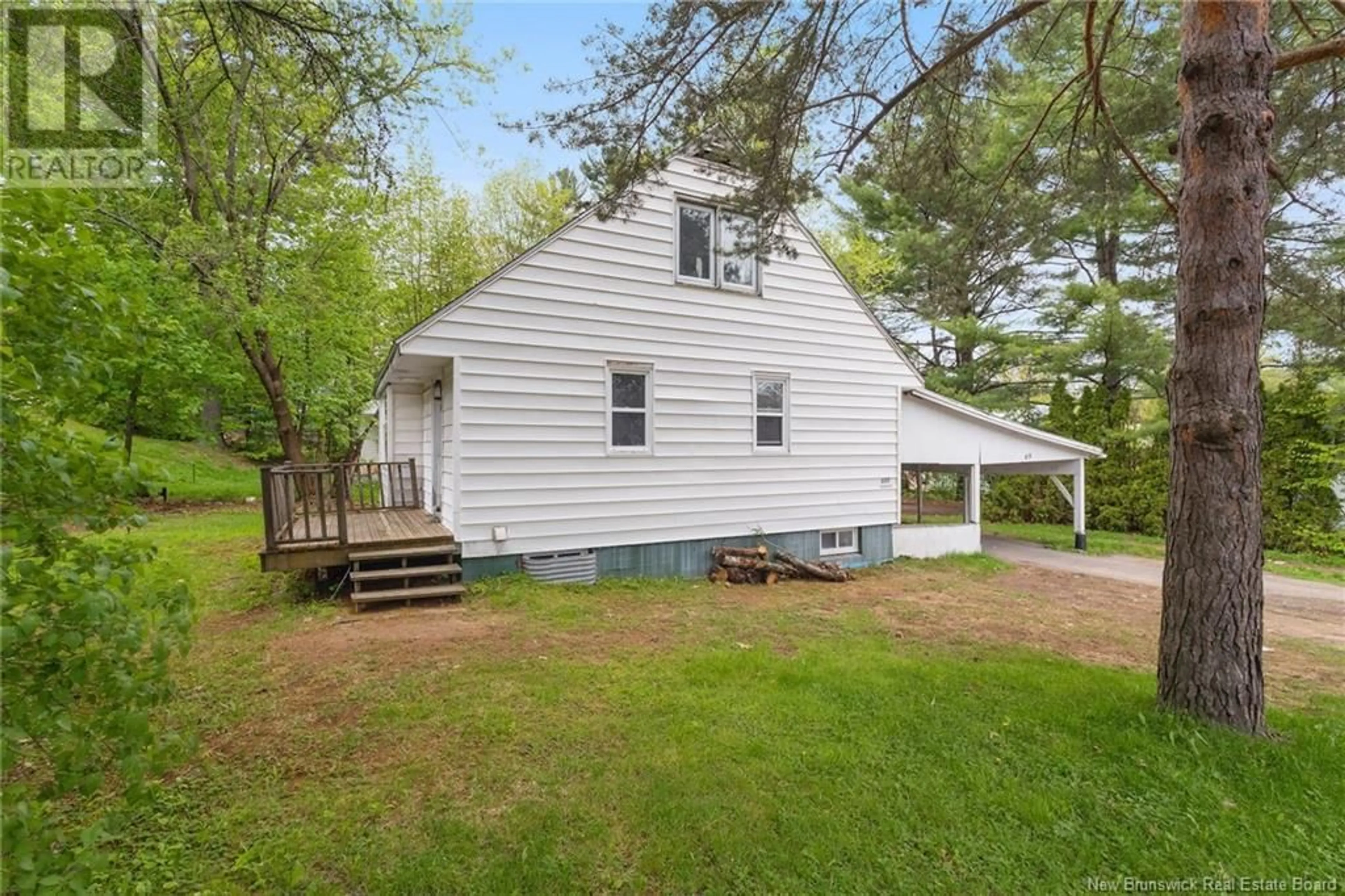 Unknown for 669 BECKWITH STREET, Fredericton New Brunswick E3B2C7