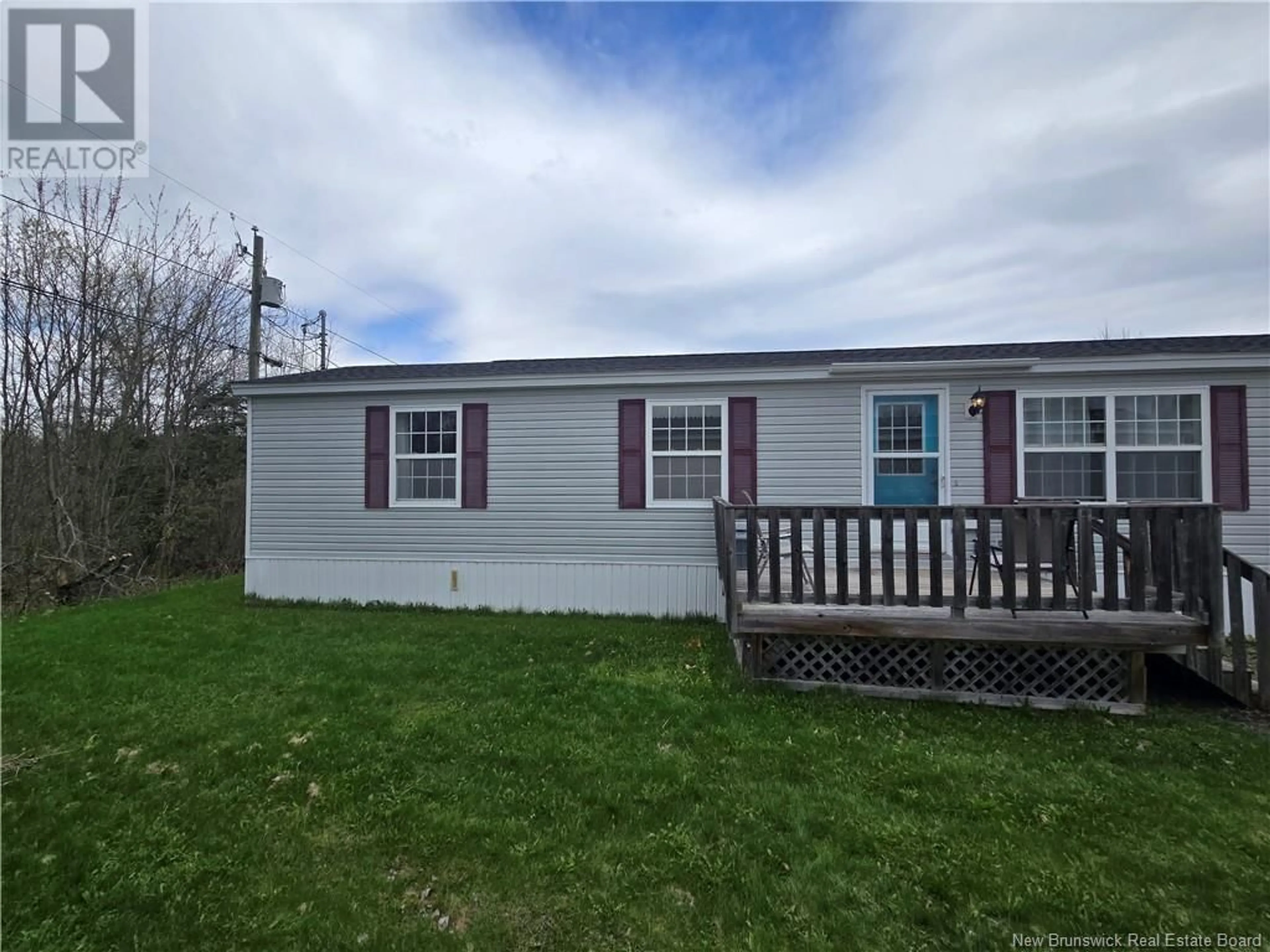 Home with vinyl exterior material, unknown for 30 GLENMAR DRIVE, Fredericton New Brunswick E3G0H9