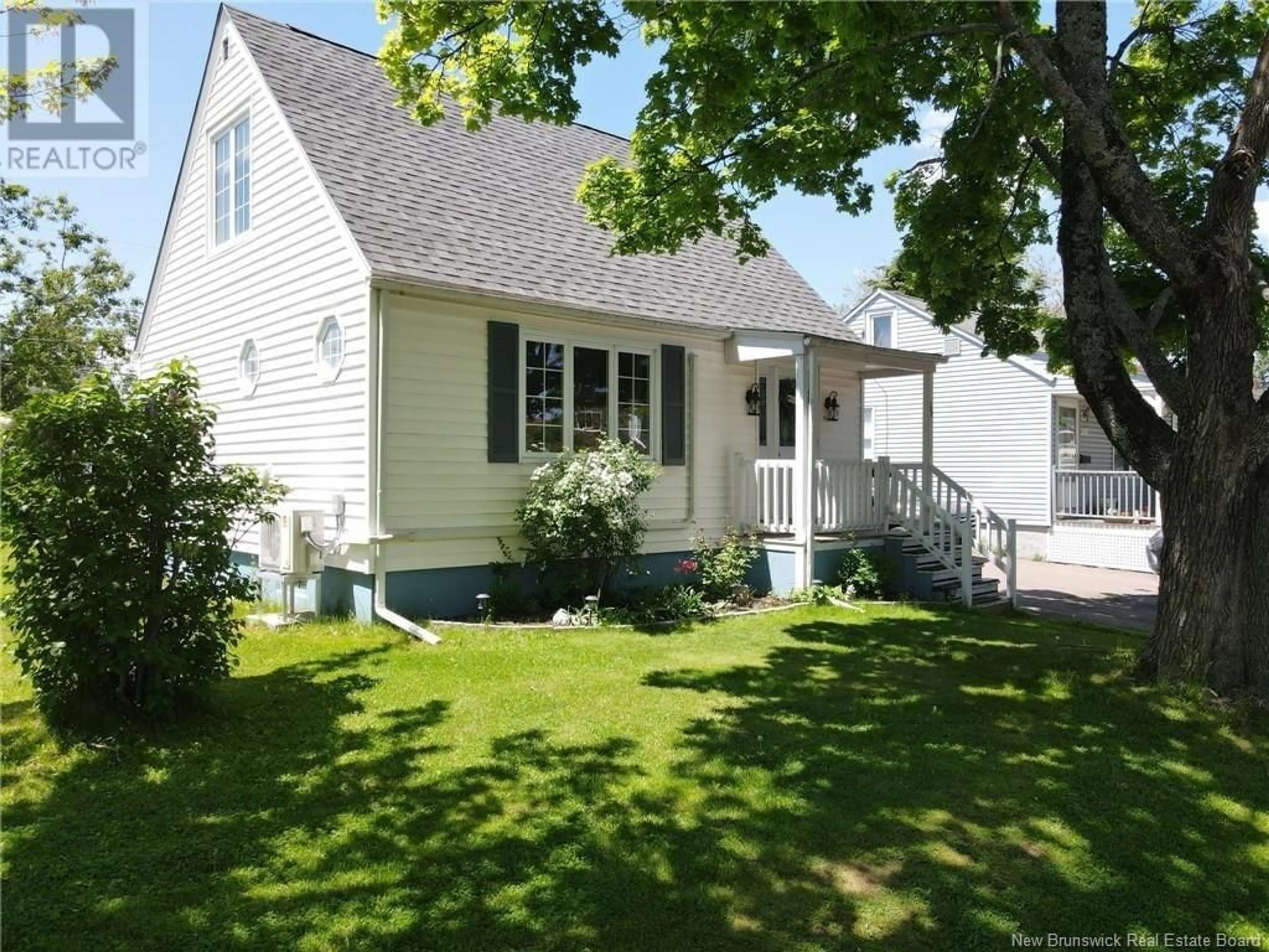 Home with vinyl exterior material, street for 140 CASSIDY AVENUE, Moncton New Brunswick E1C6T4