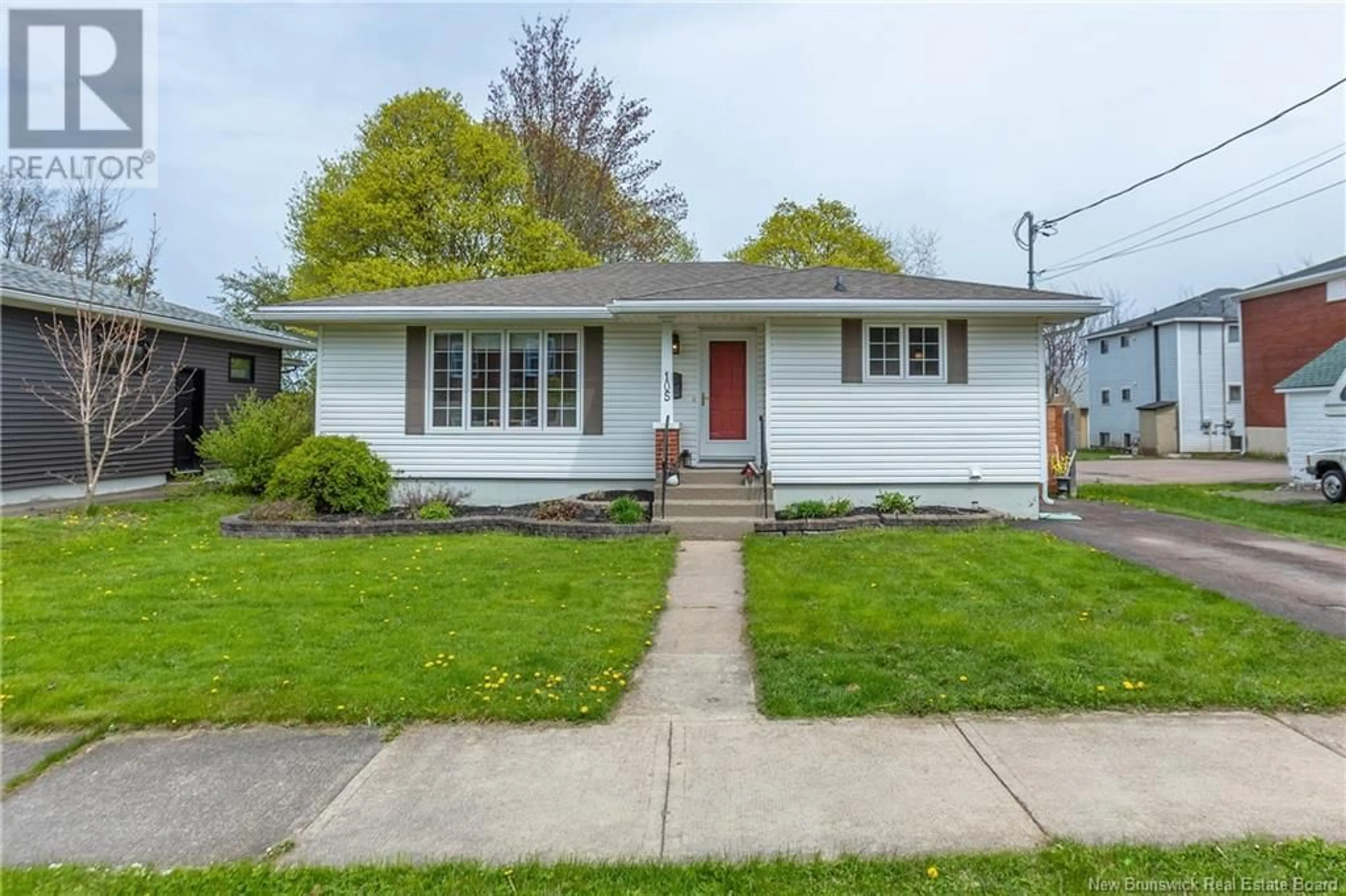 Home with vinyl exterior material, street for 105 UPTON STREET, Moncton New Brunswick E1E2Z9