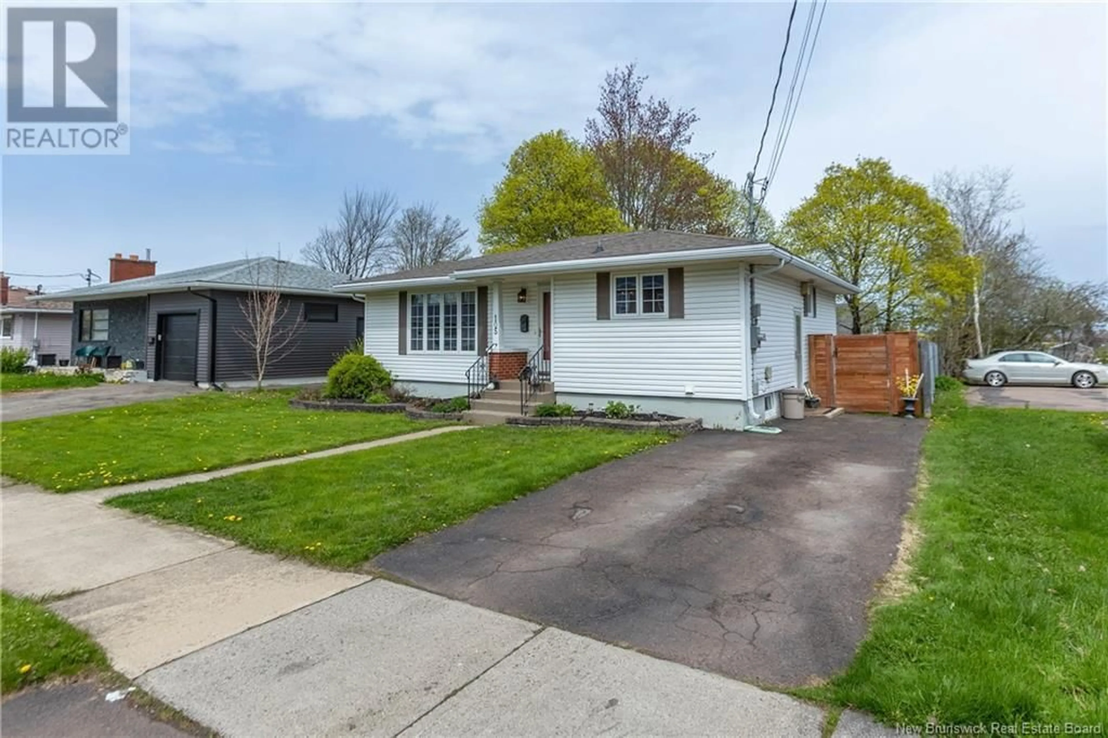 Home with vinyl exterior material, street for 105 UPTON STREET, Moncton New Brunswick E1E2Z9