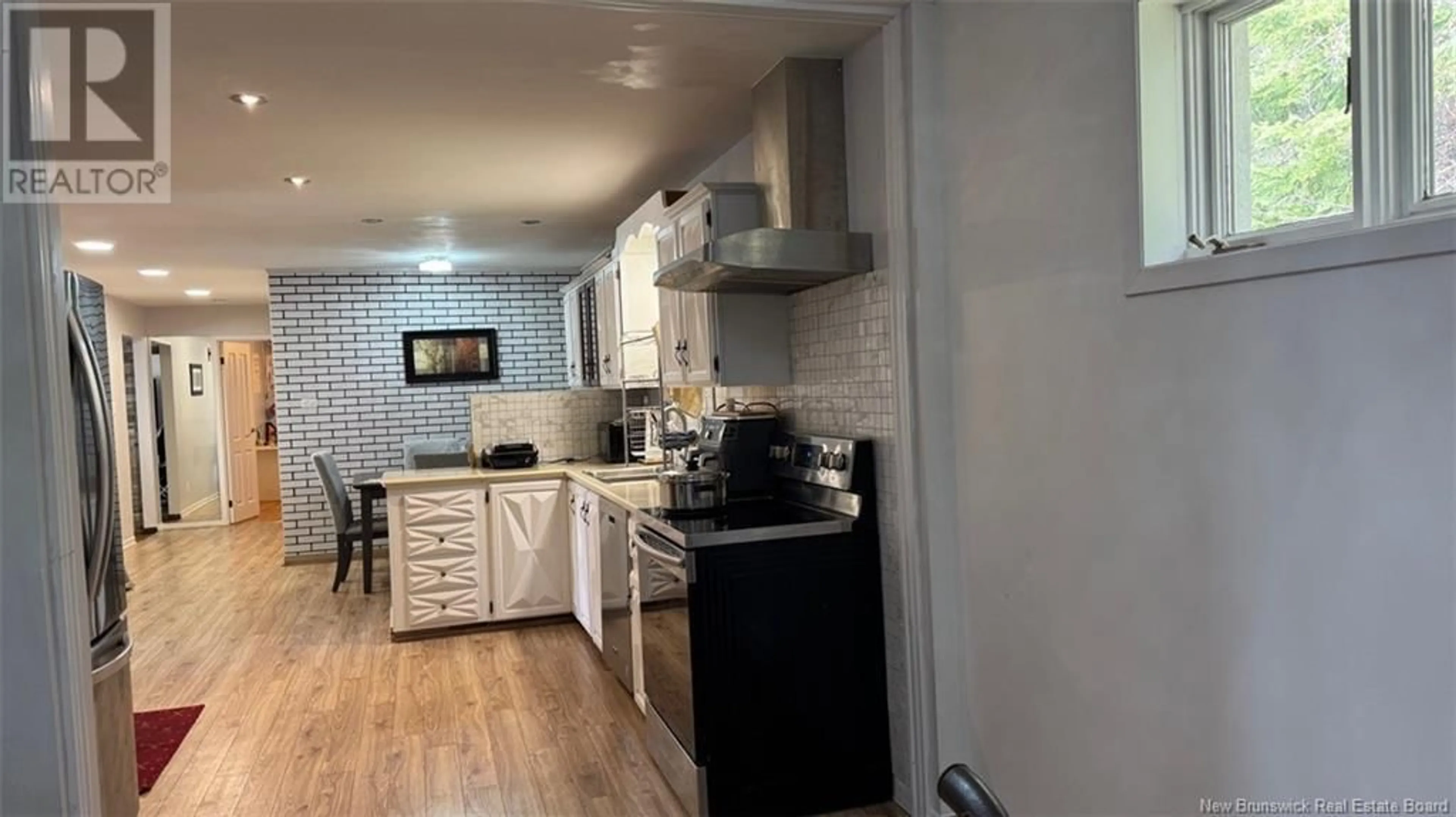 Standard kitchen, unknown for 748 CANADA ROAD, Edmundston New Brunswick E3V1W4