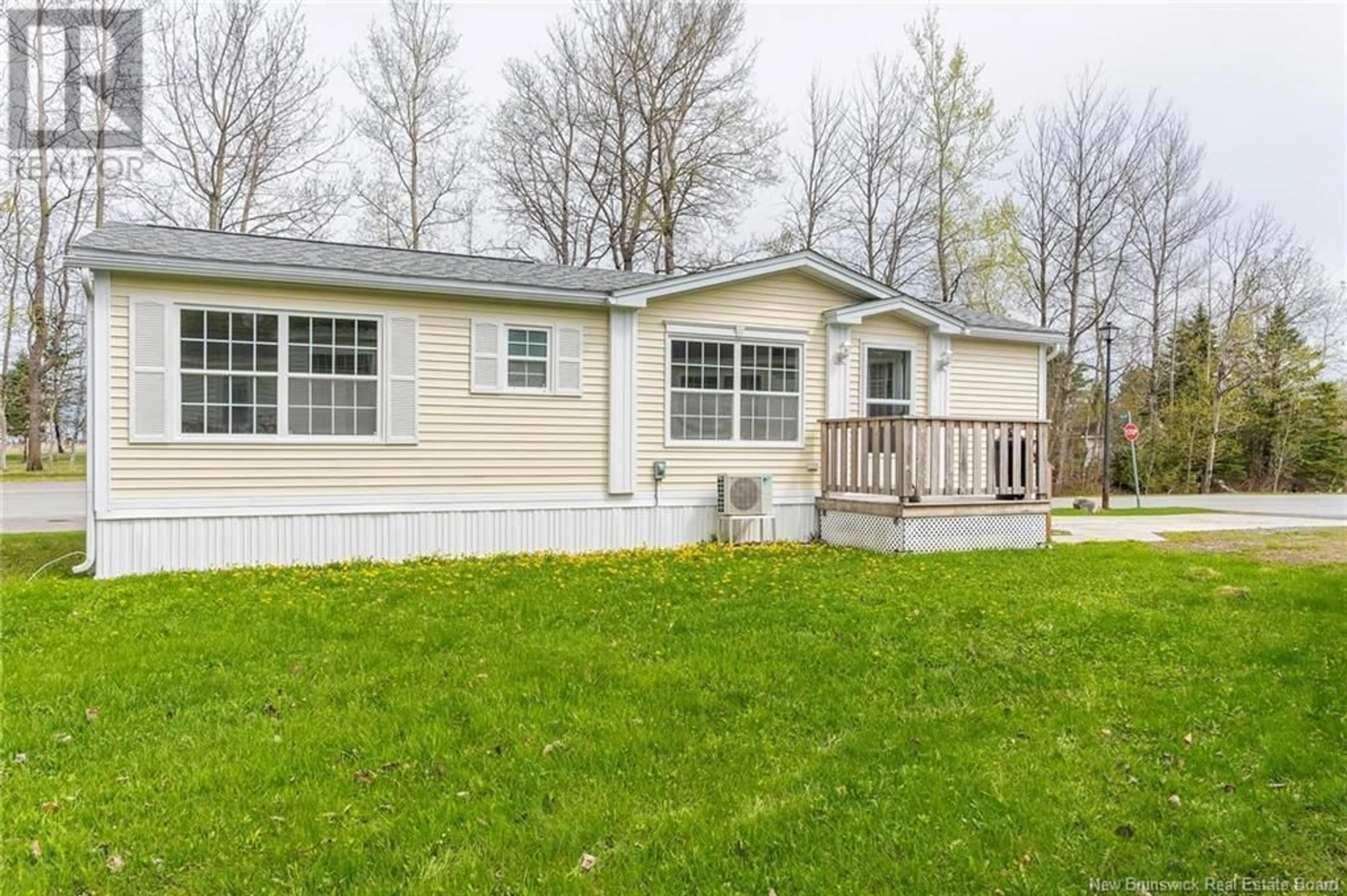 Home with vinyl exterior material, street for 115 ELM LANE, Quispamsis New Brunswick E2G1T5
