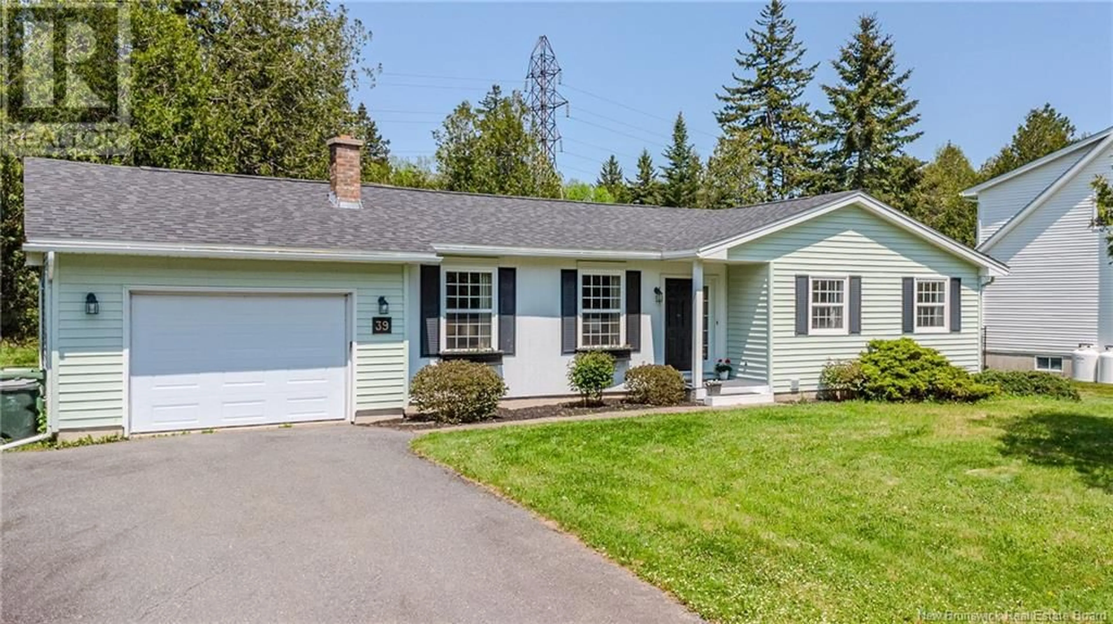 Home with vinyl exterior material, street for 39 CEDAR RIDGE BOULEVARD, Quispamsis New Brunswick E2E4K3