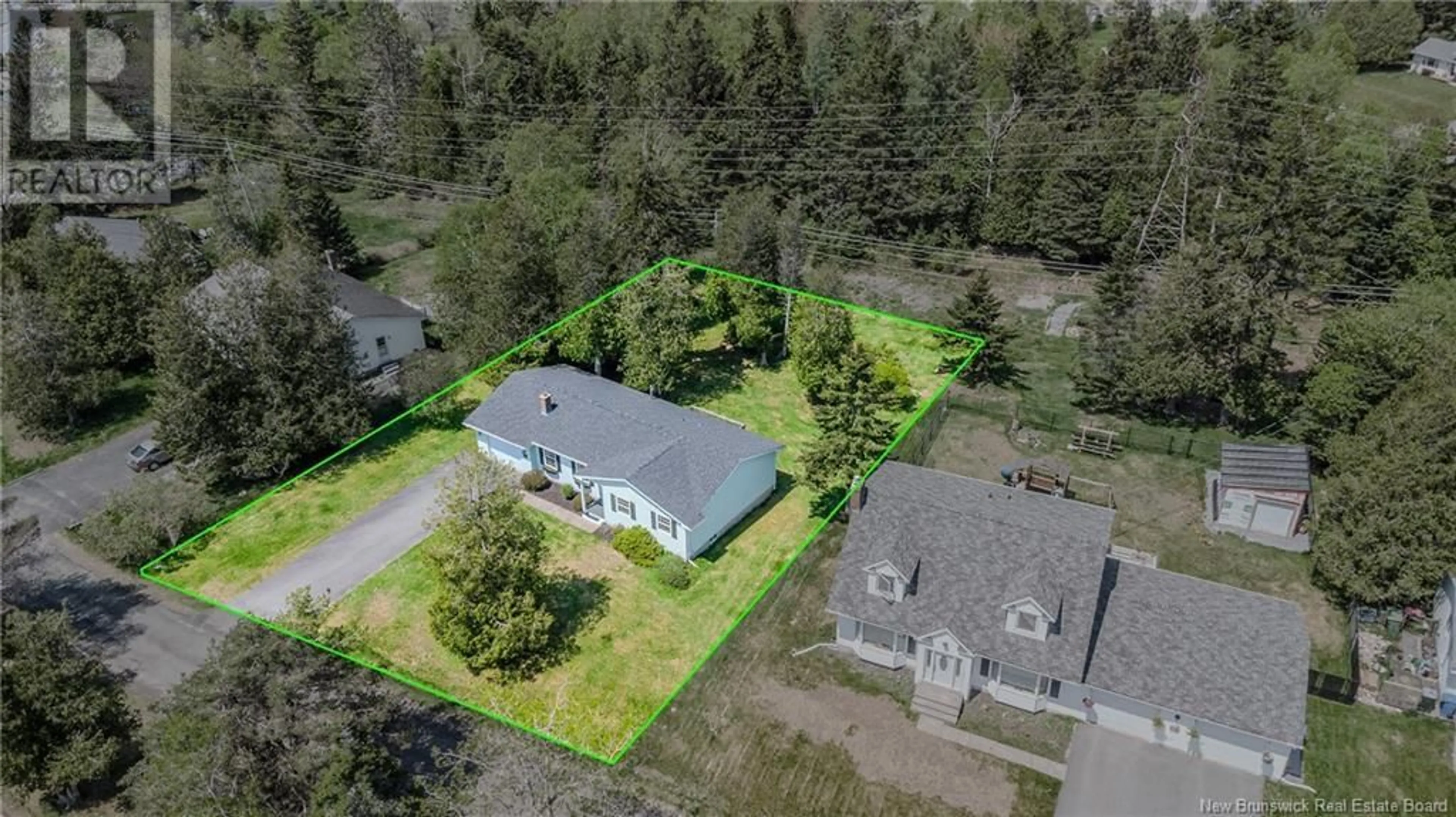 A pic from outside/outdoor area/front of a property/back of a property/a pic from drone, street for 39 CEDAR RIDGE BOULEVARD, Quispamsis New Brunswick E2E4K3