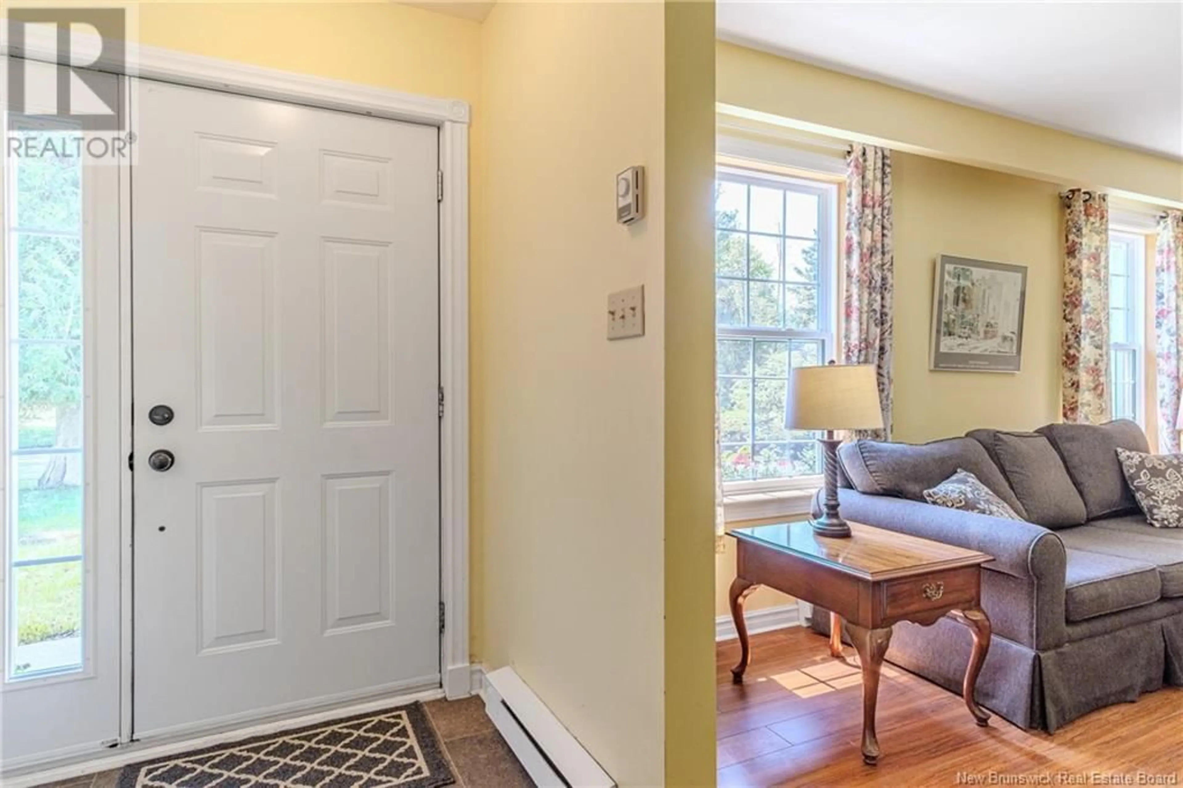 Indoor entryway for 39 CEDAR RIDGE BOULEVARD, Quispamsis New Brunswick E2E4K3