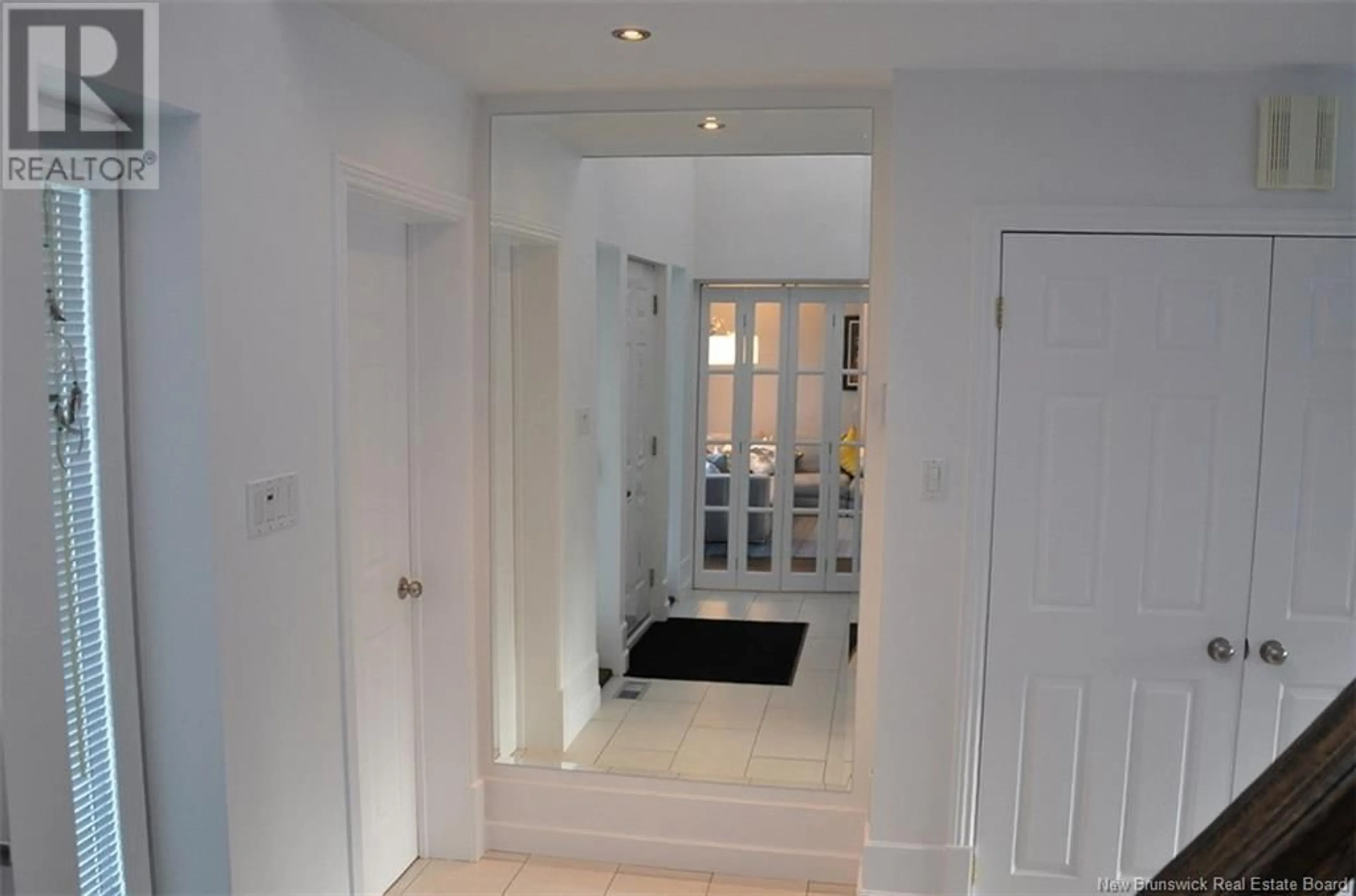Indoor foyer for 110 BOSSÉ AVENUE, Edmundston New Brunswick E3V4A2