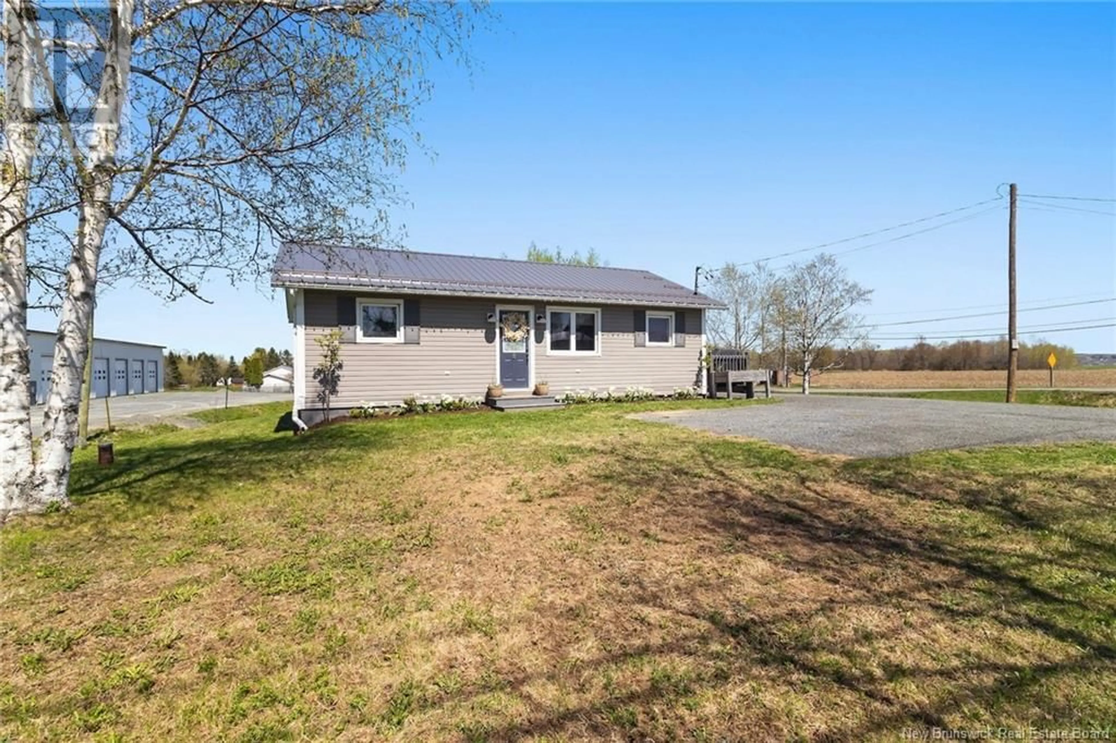 A pic from outside/outdoor area/front of a property/back of a property/a pic from drone, unknown for 272 ROUTE 560, Jacksonville New Brunswick E7M3G4