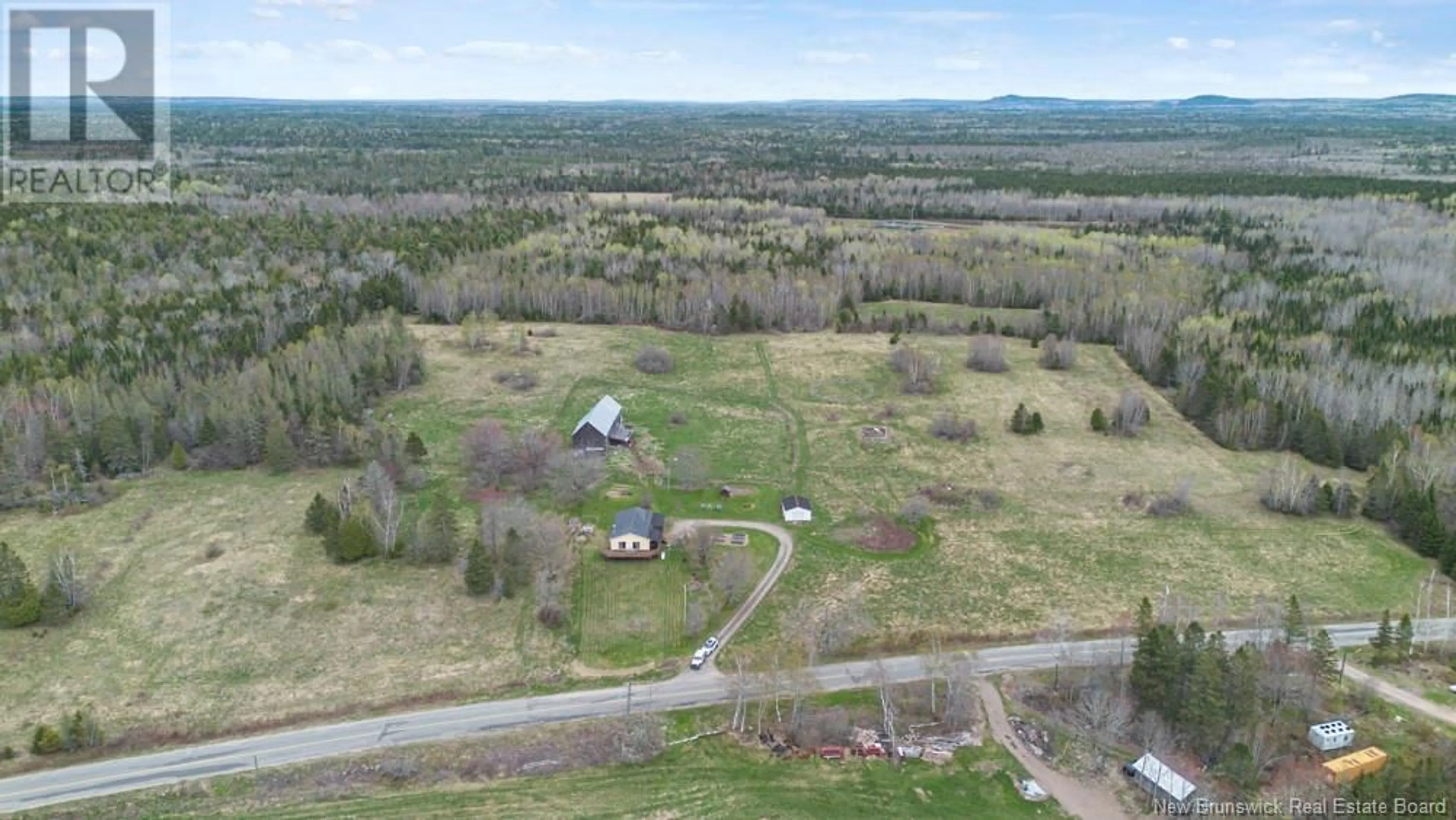 A pic from outside/outdoor area/front of a property/back of a property/a pic from drone, unknown for 2549 ROUTE 635, Harvey New Brunswick E6K1H3